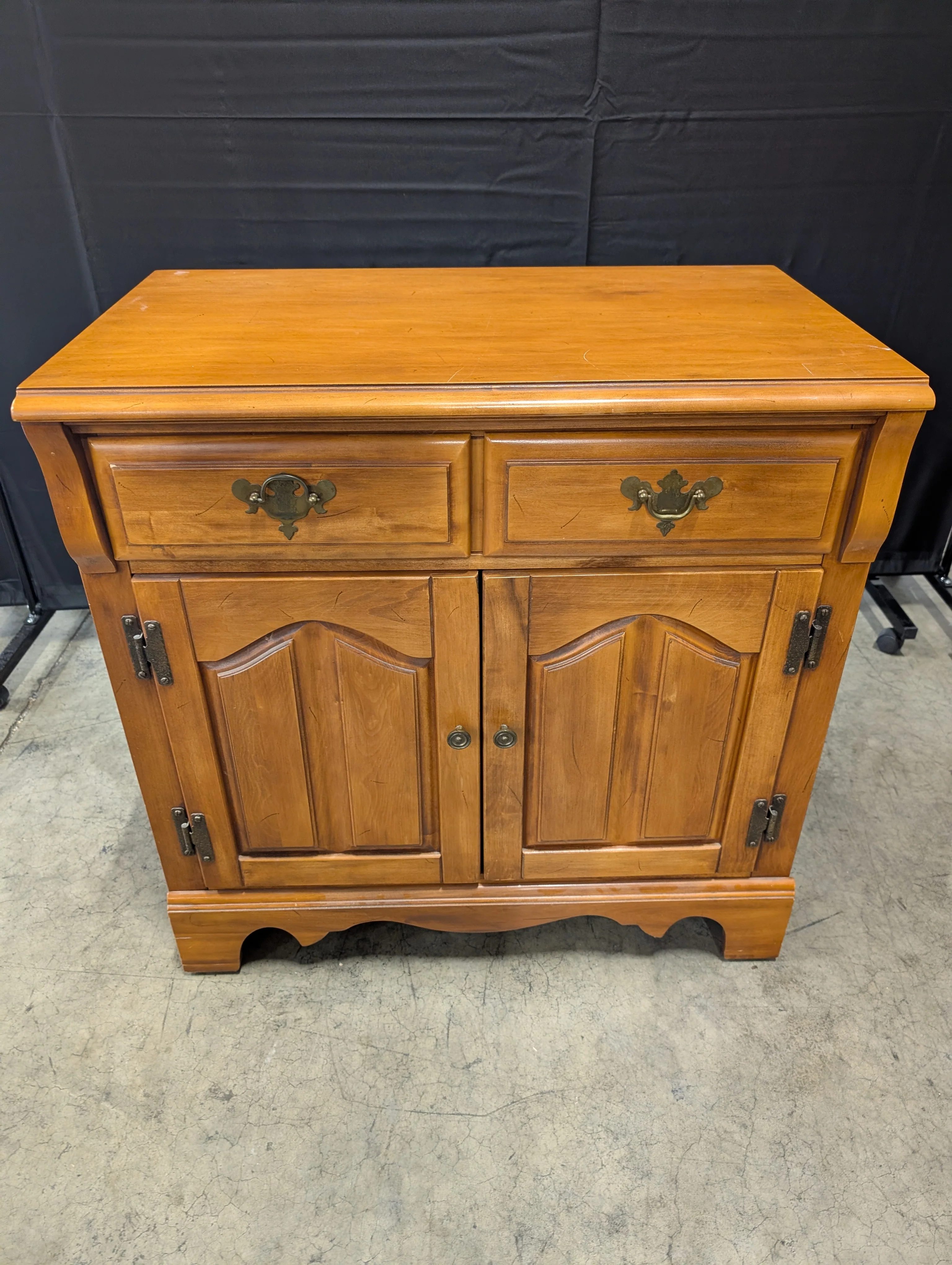 Traditional Honey Wood Storage Cabinet with Drawers - Image 3