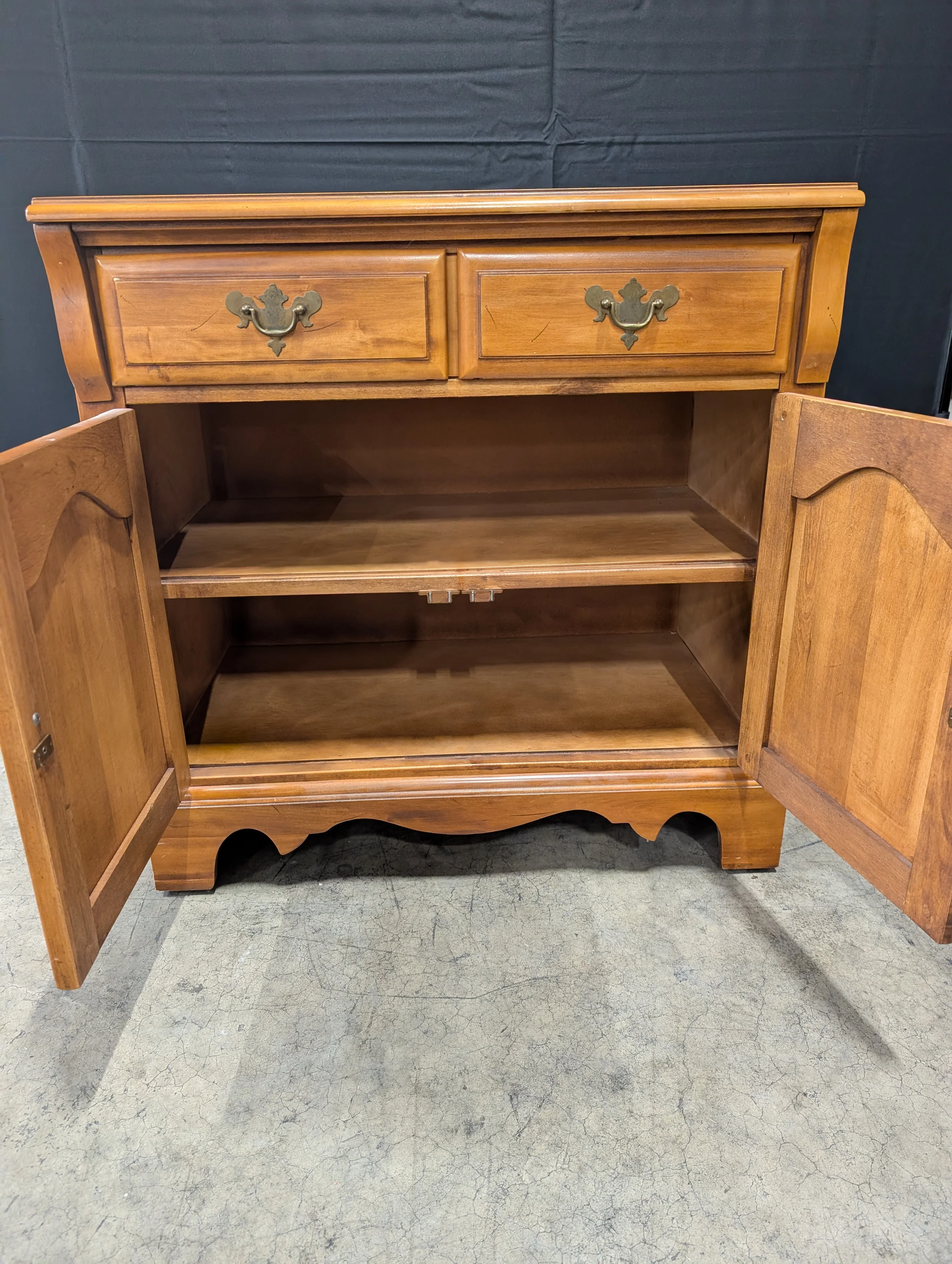 Traditional Honey Wood Storage Cabinet with Drawers - Image 5