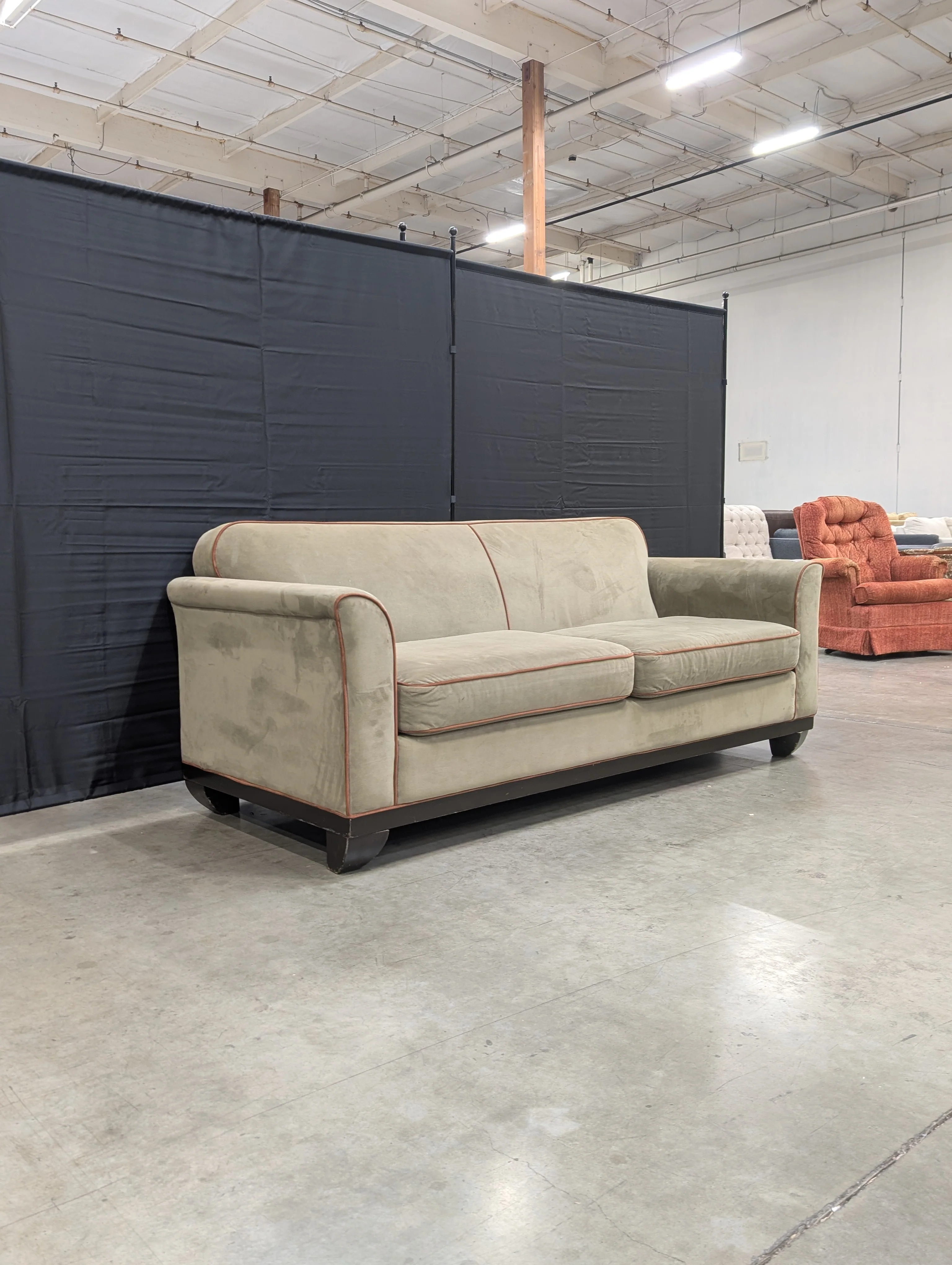 Contemporary Greige Fabric Sofa with Contrasting Red Piping - Image 3