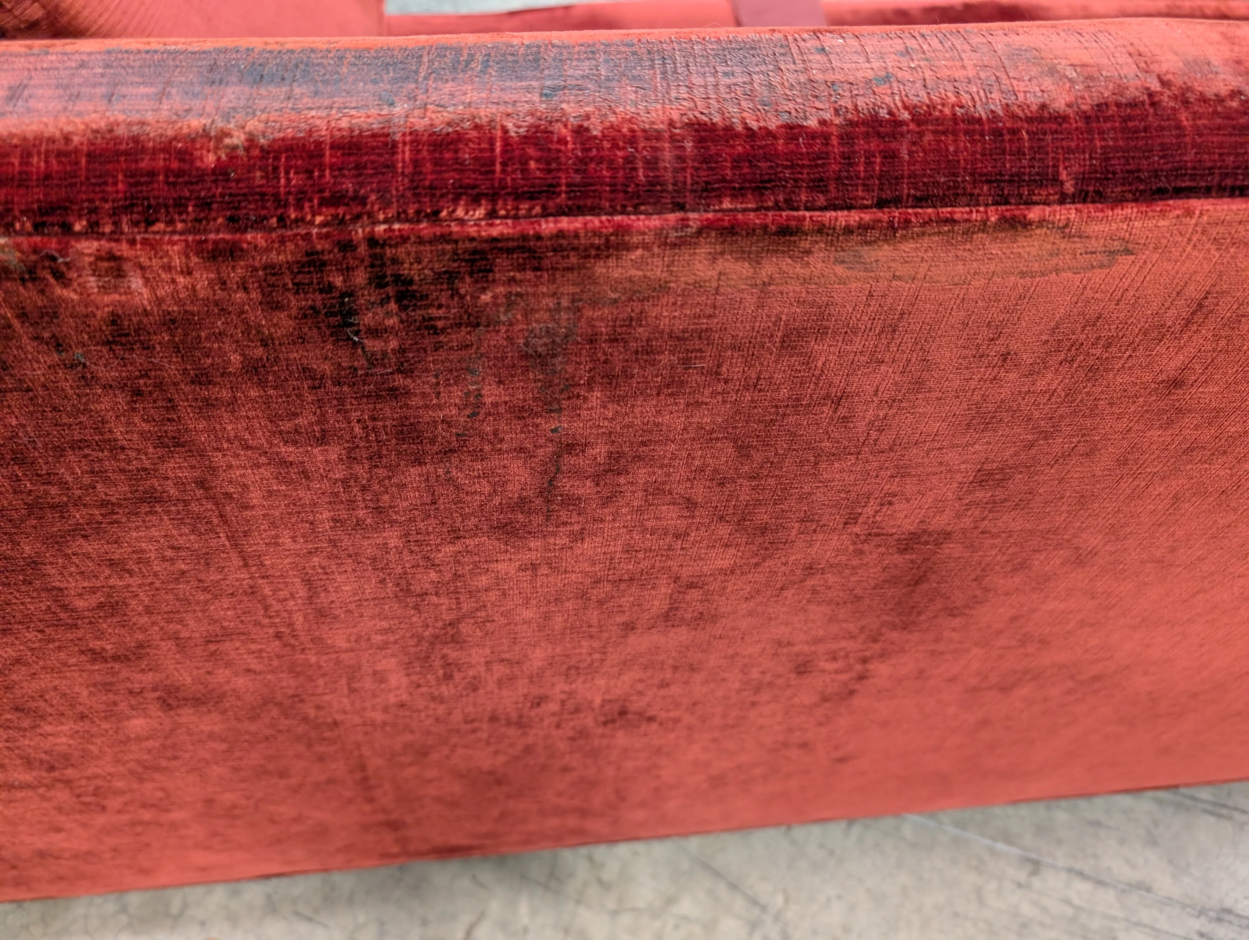Used Vintage Style Red Velvet Sectional Sofa - Image 5