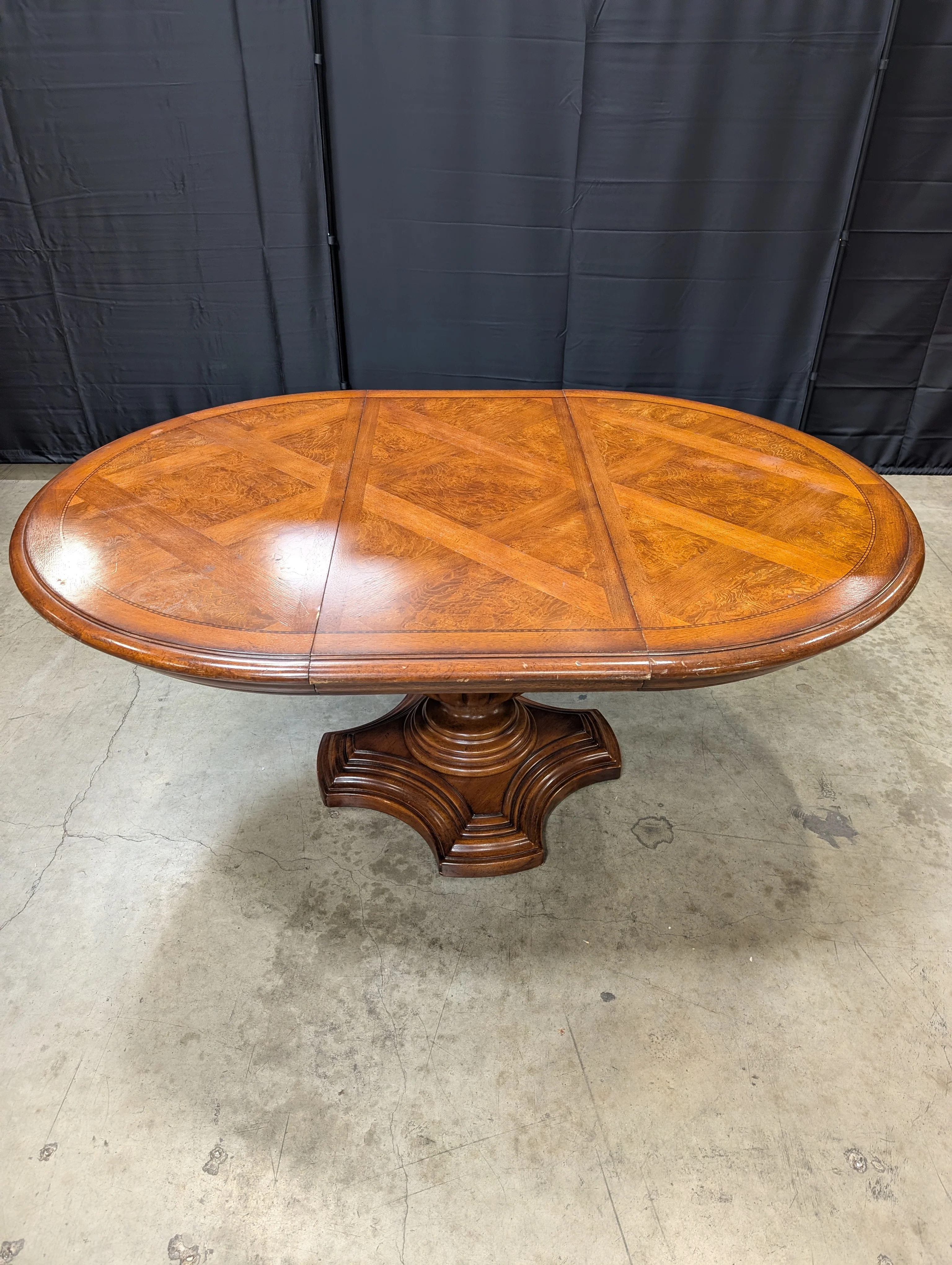 Round Inlaid Wood Pedestal Dining Table