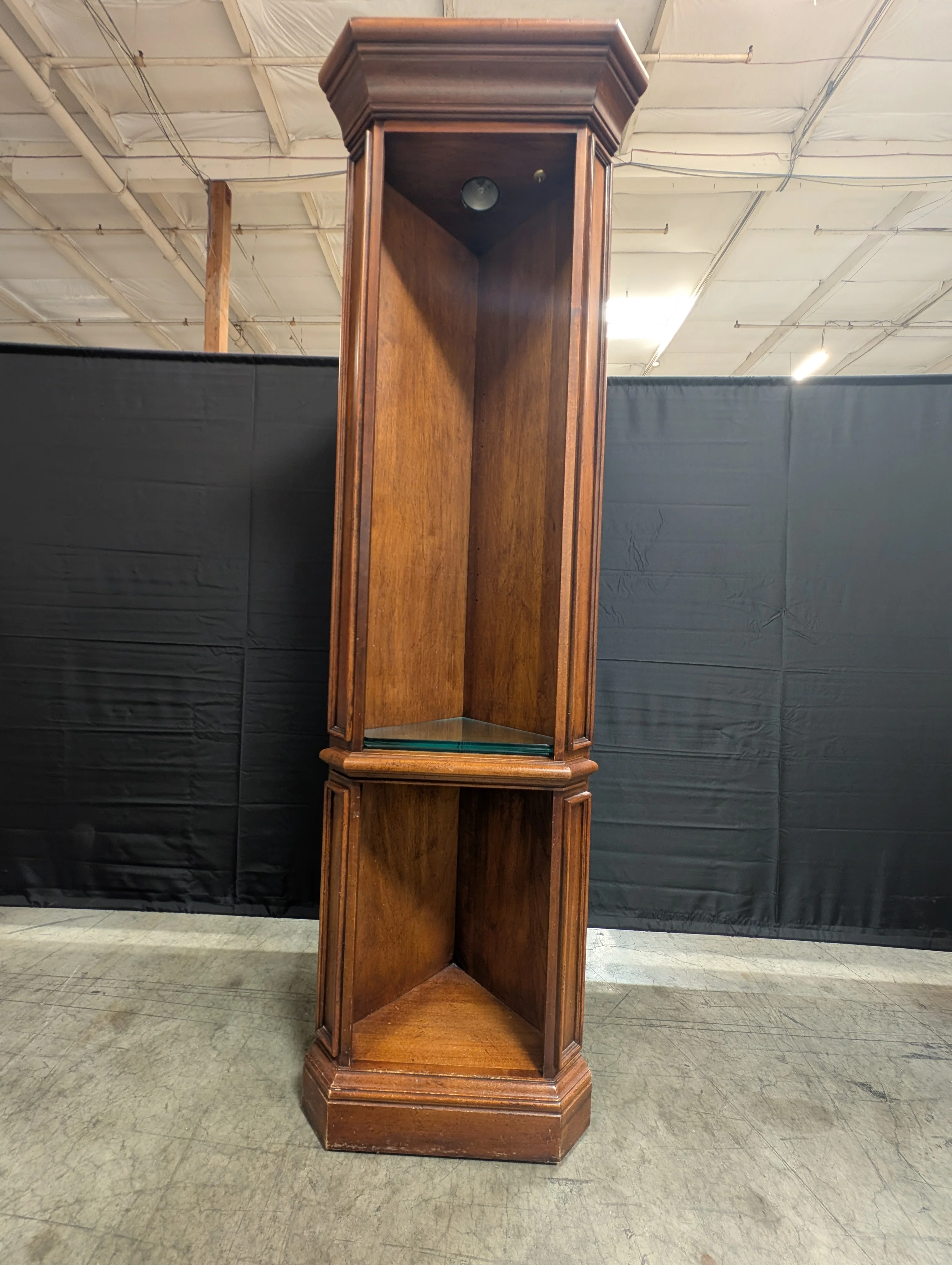 Thomasville Hardwood Corner Display Shelf