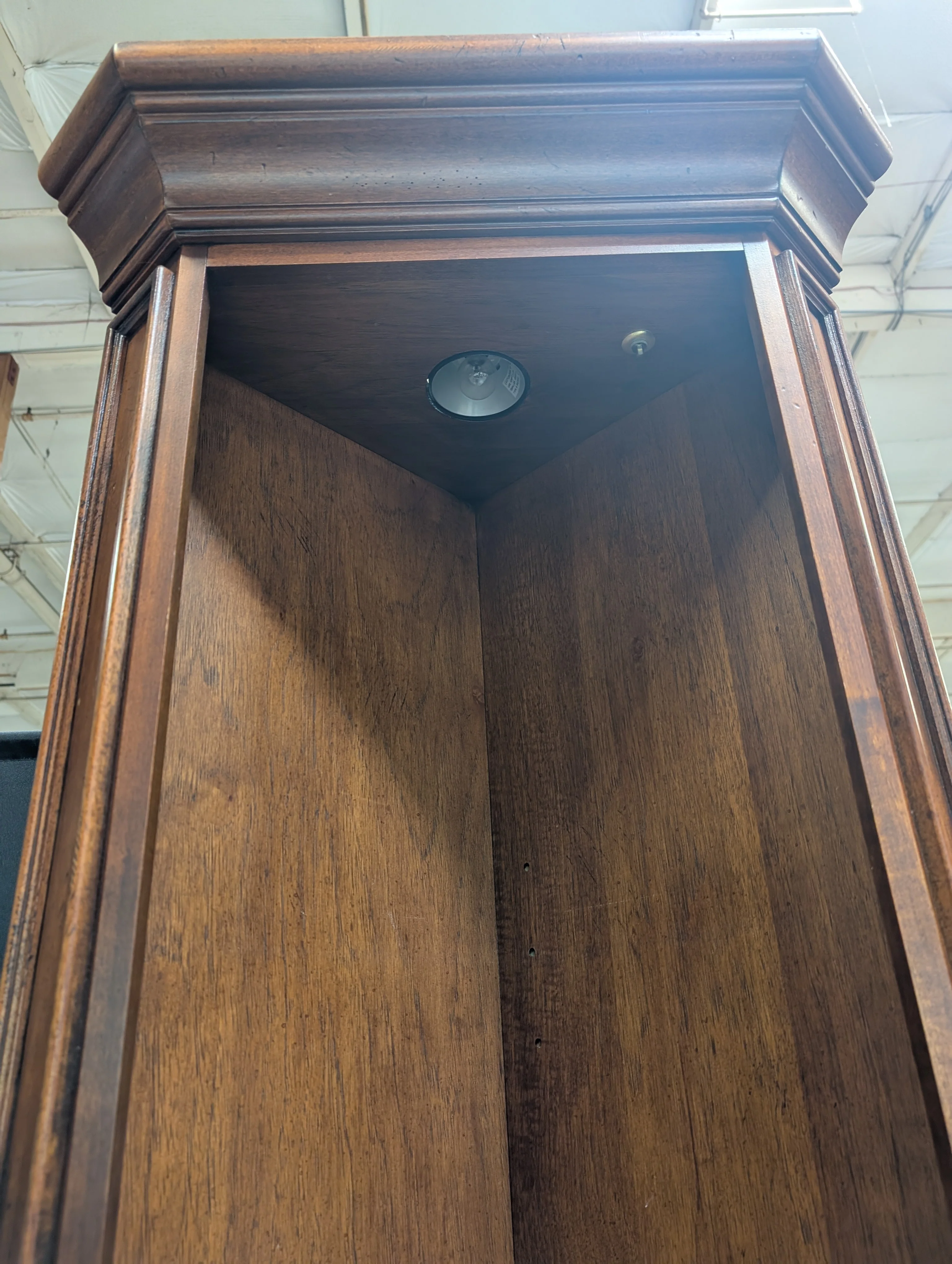 Thomasville Hardwood Corner Display Shelf - Image 5