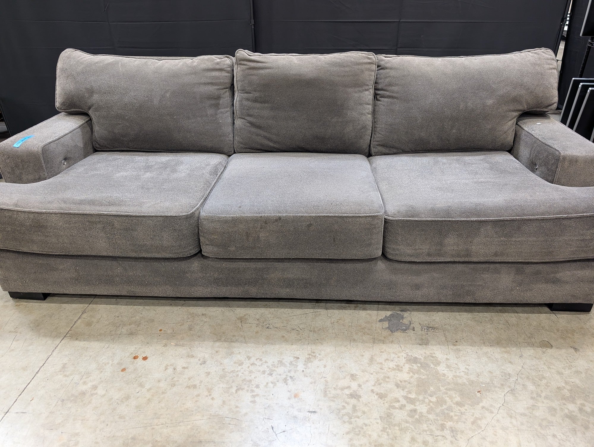 Pacific Furniture Industries Modern Grey Three-Seater Sofa with USB Port