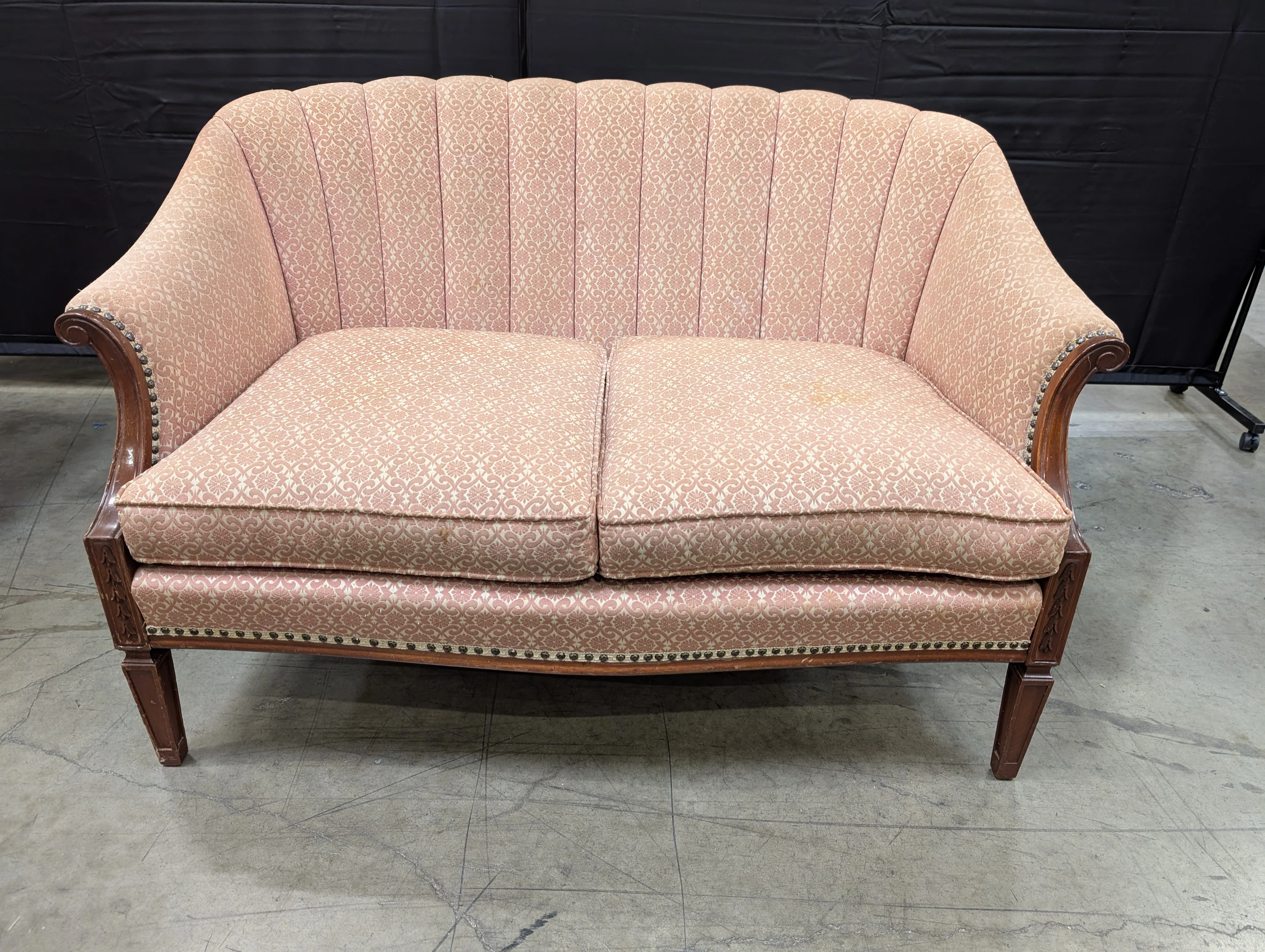 Poor condition Traditional Patterned Fabric Two-Seater Sofa with Wood Frame - Image 7