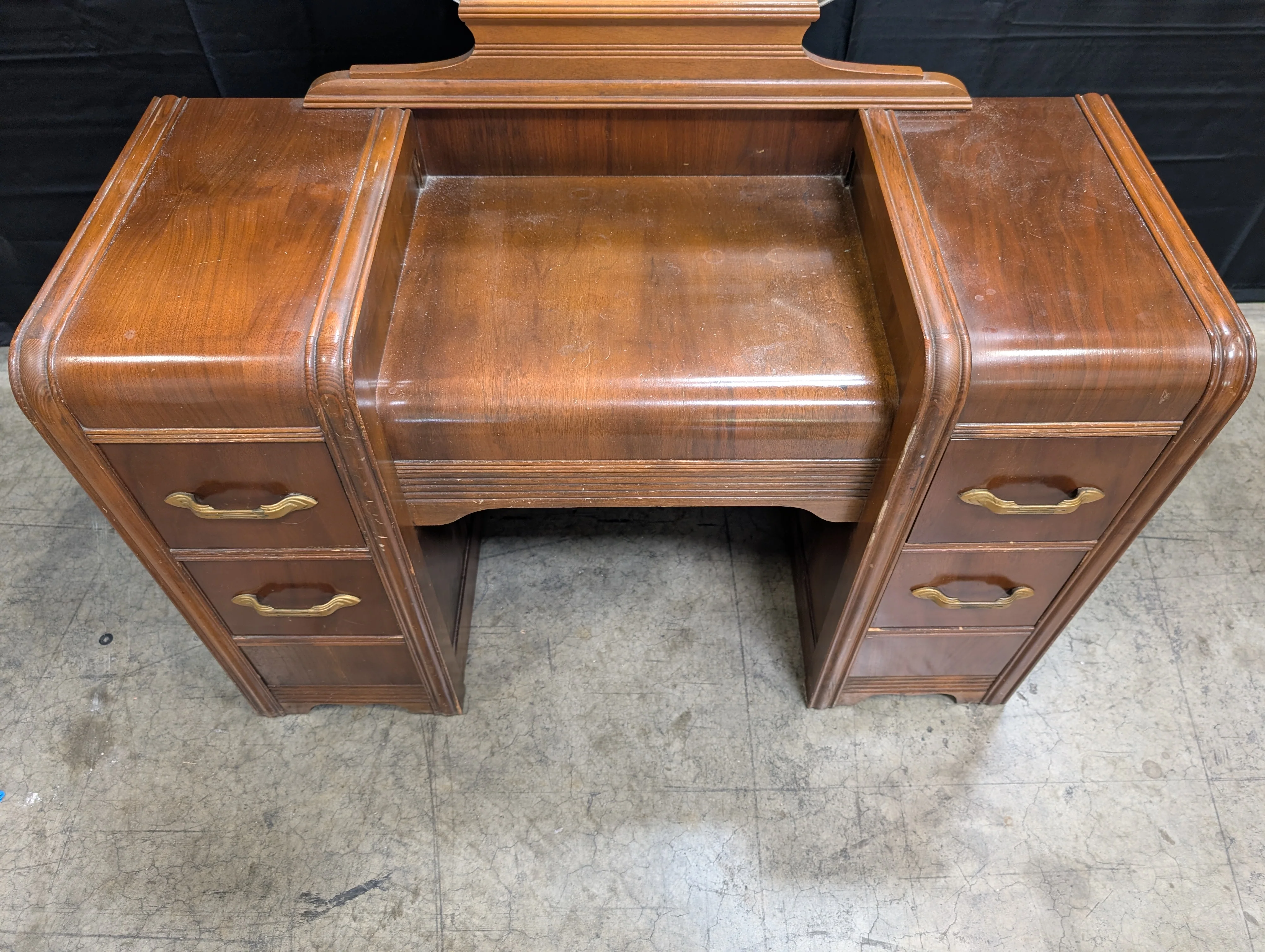 Vintage Art Deco Waterfall Vanity - Image 2