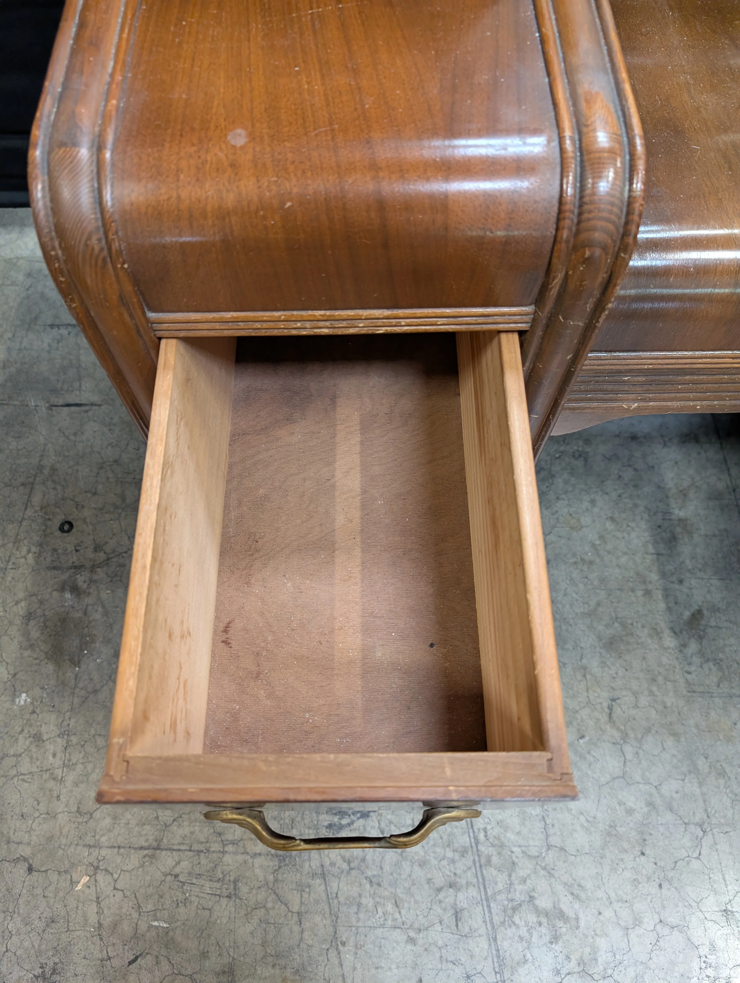 Vintage Art Deco Waterfall Vanity - Image 3