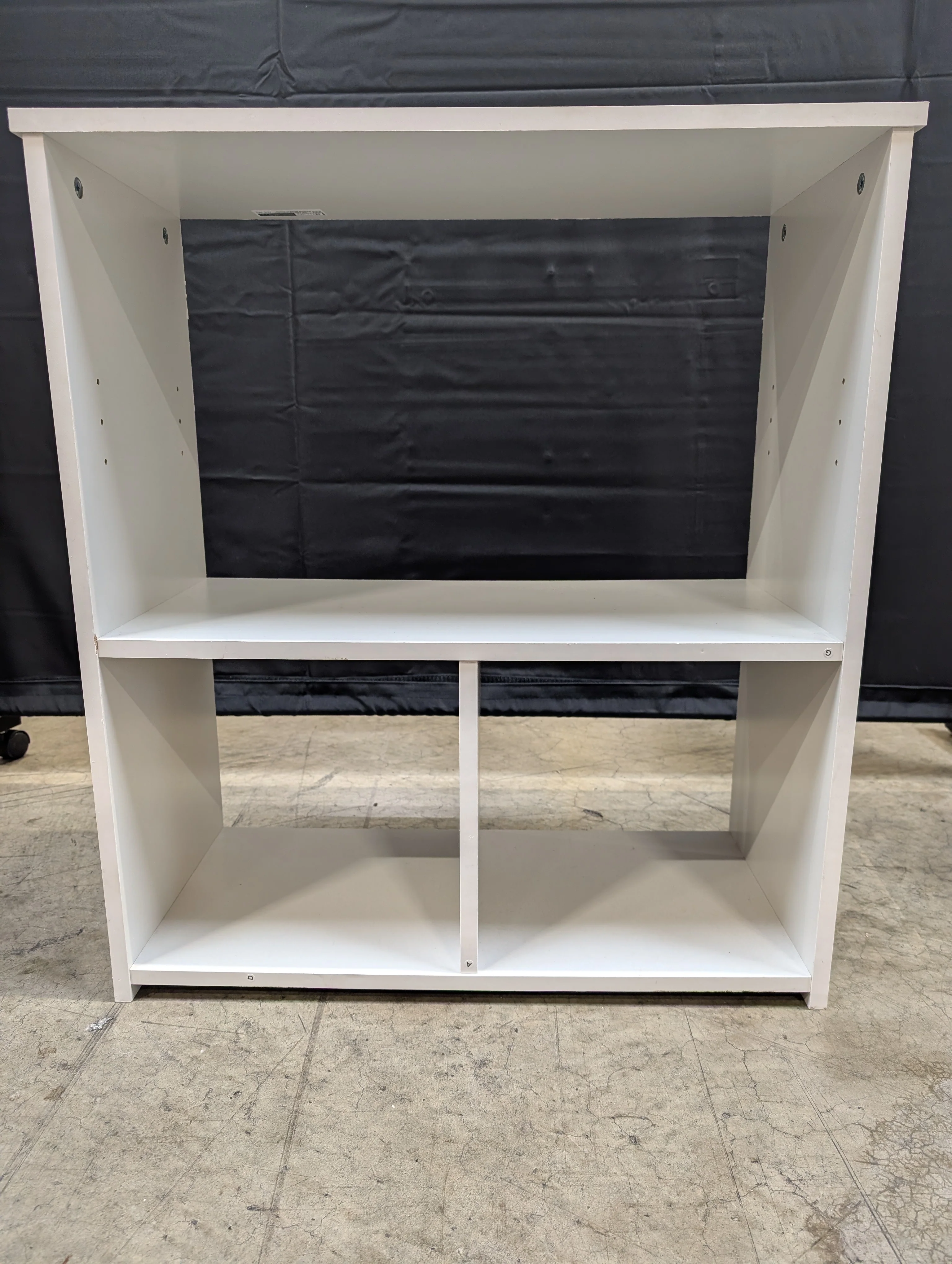 Versatile White Multi-Compartment Storage Shelf - Image 3