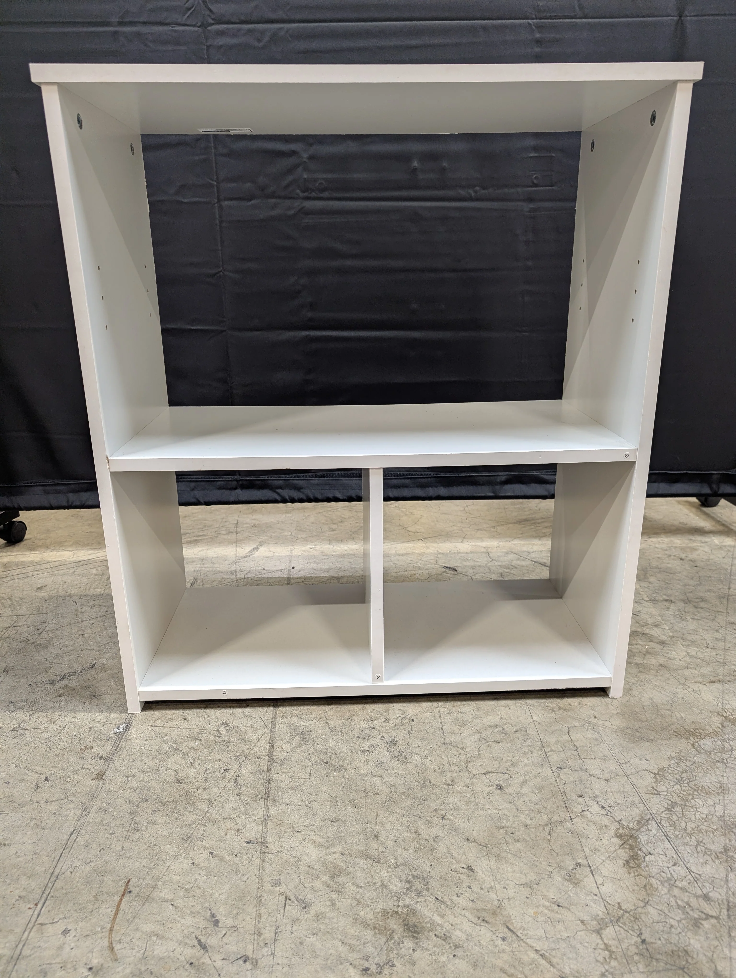 Versatile White Multi-Compartment Storage Shelf - Image 4
