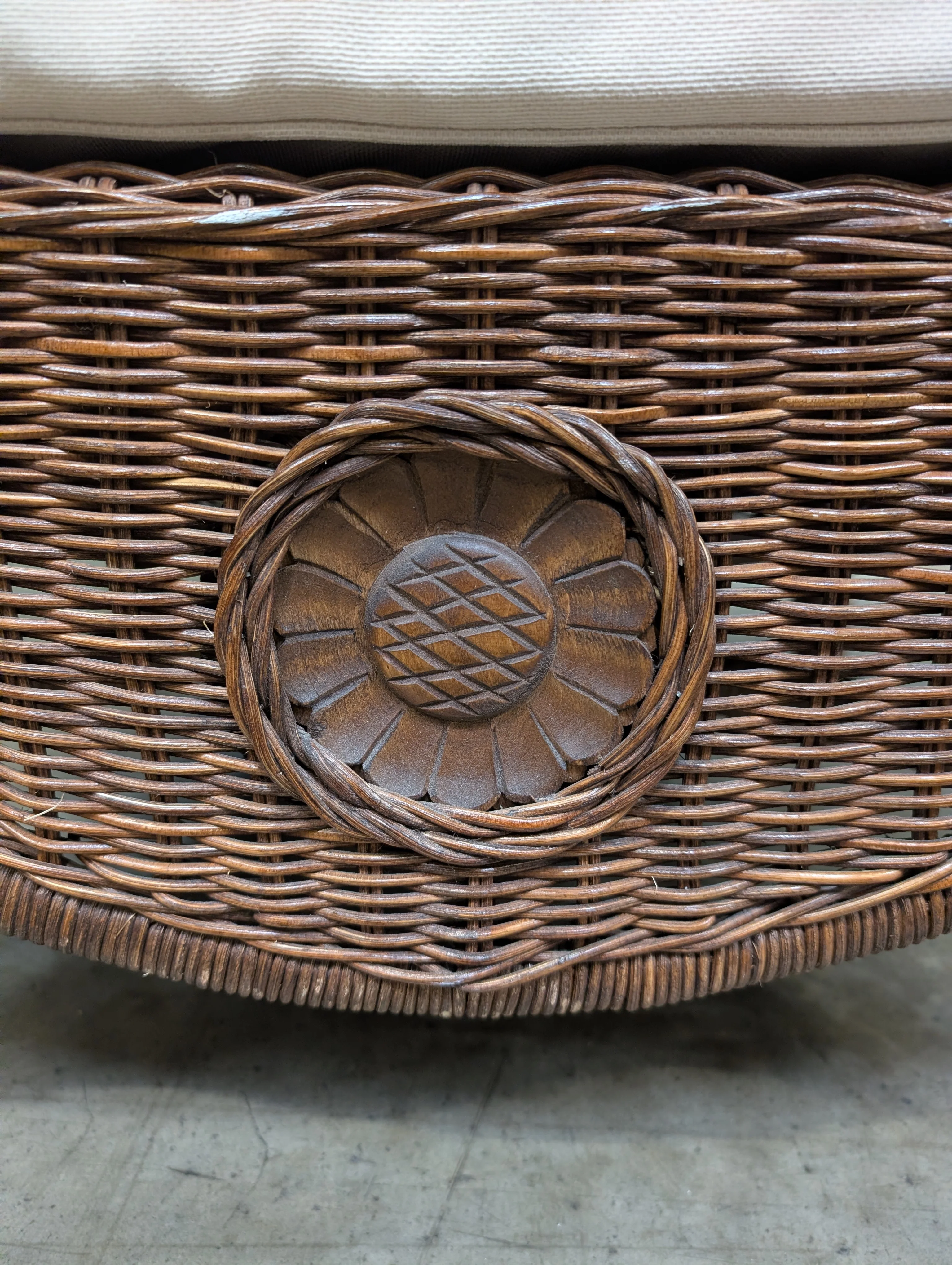 Vintage Wicker High-Back Armchair with Sunflower - Image 9