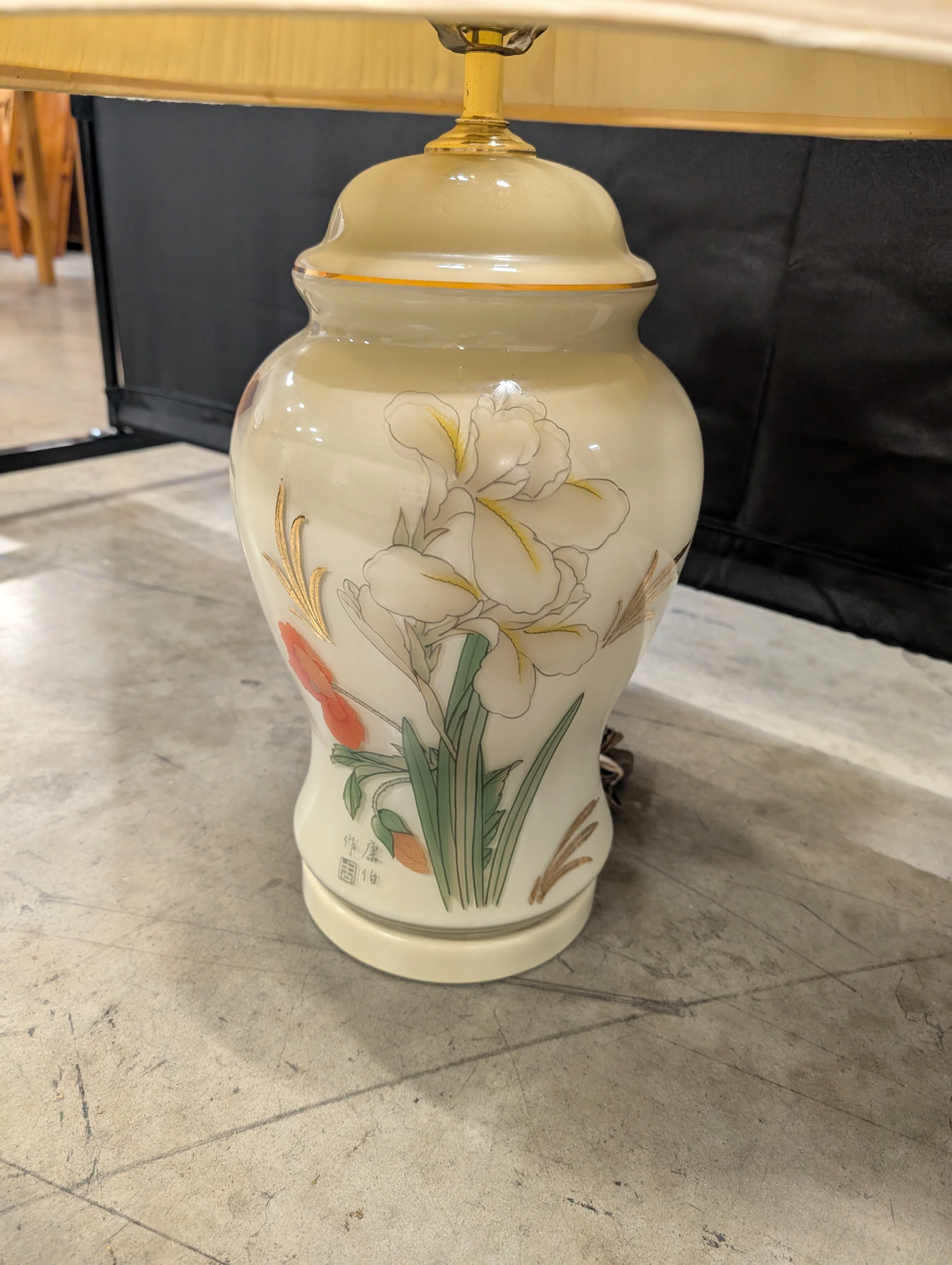 Decorative Cream Ceramic Urn Lamp Base with Gold Accents - Image 4