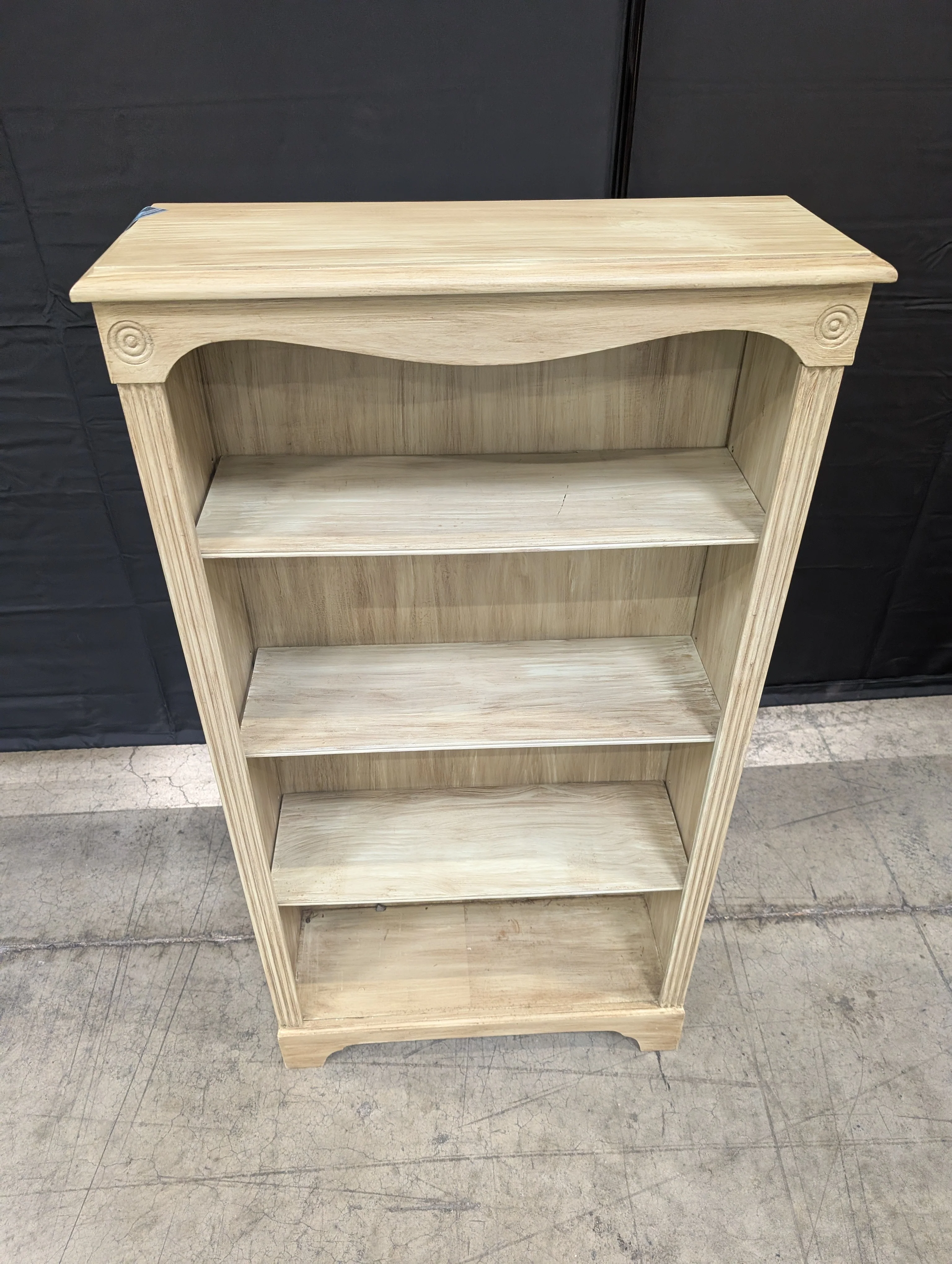 Light Wood Tone Four-Shelf Bookcase with Arched Detail - Image 2
