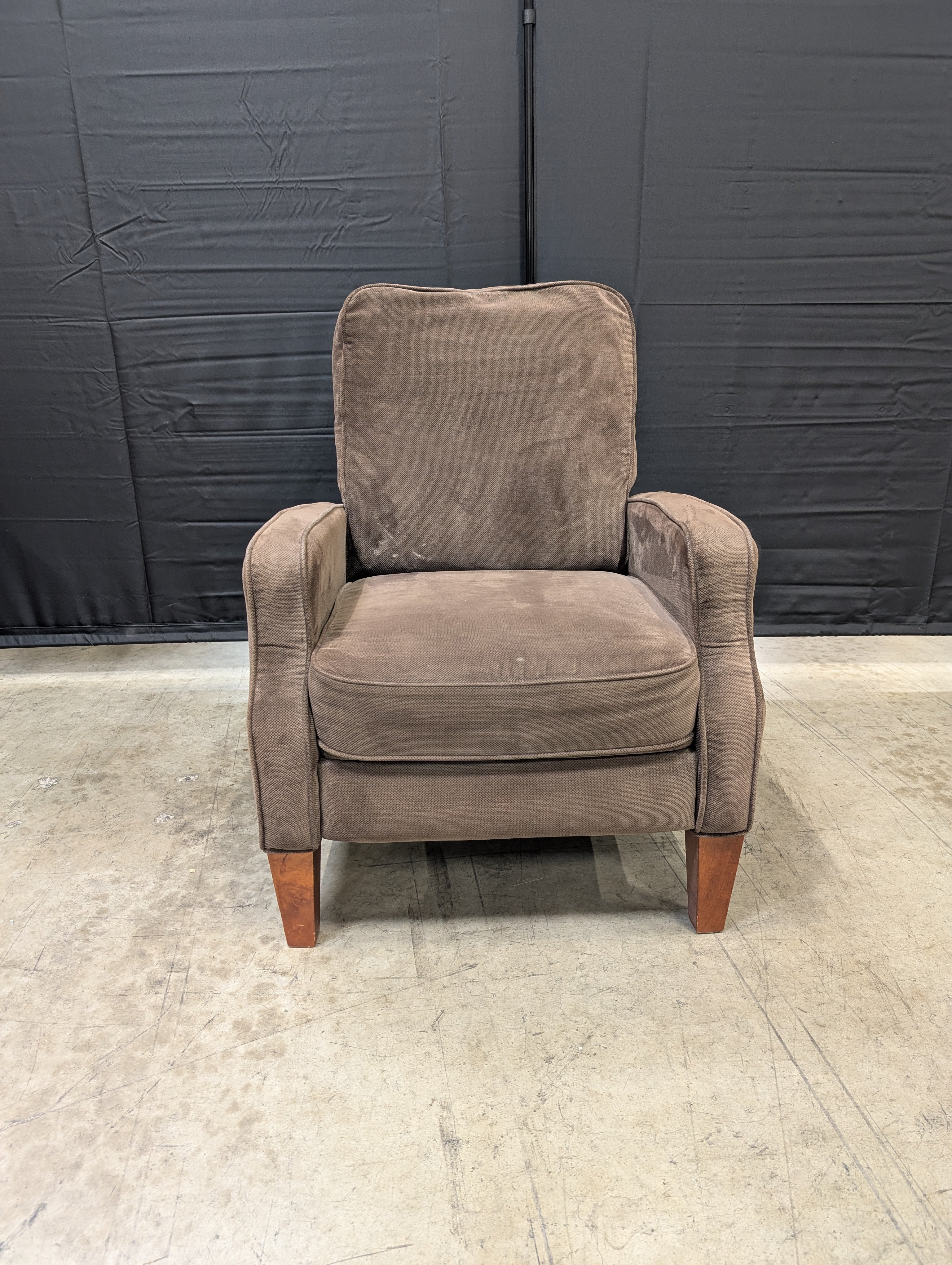 Cozy Brown Textured Fabric Armchair with Wood Legs - Image 2