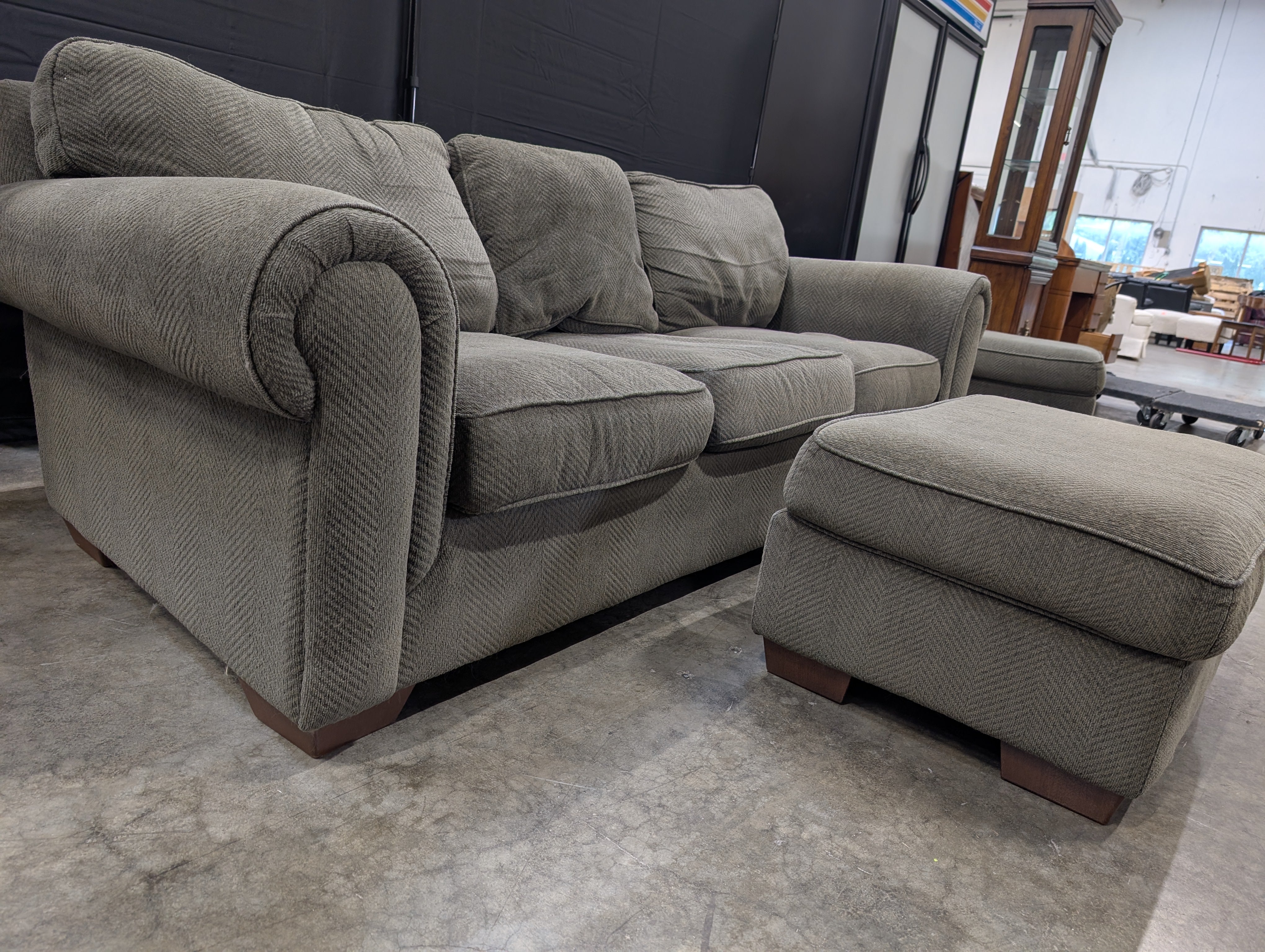 Three-Seater Bauhaus Sofa with Two Matching Ottomans - Image 5