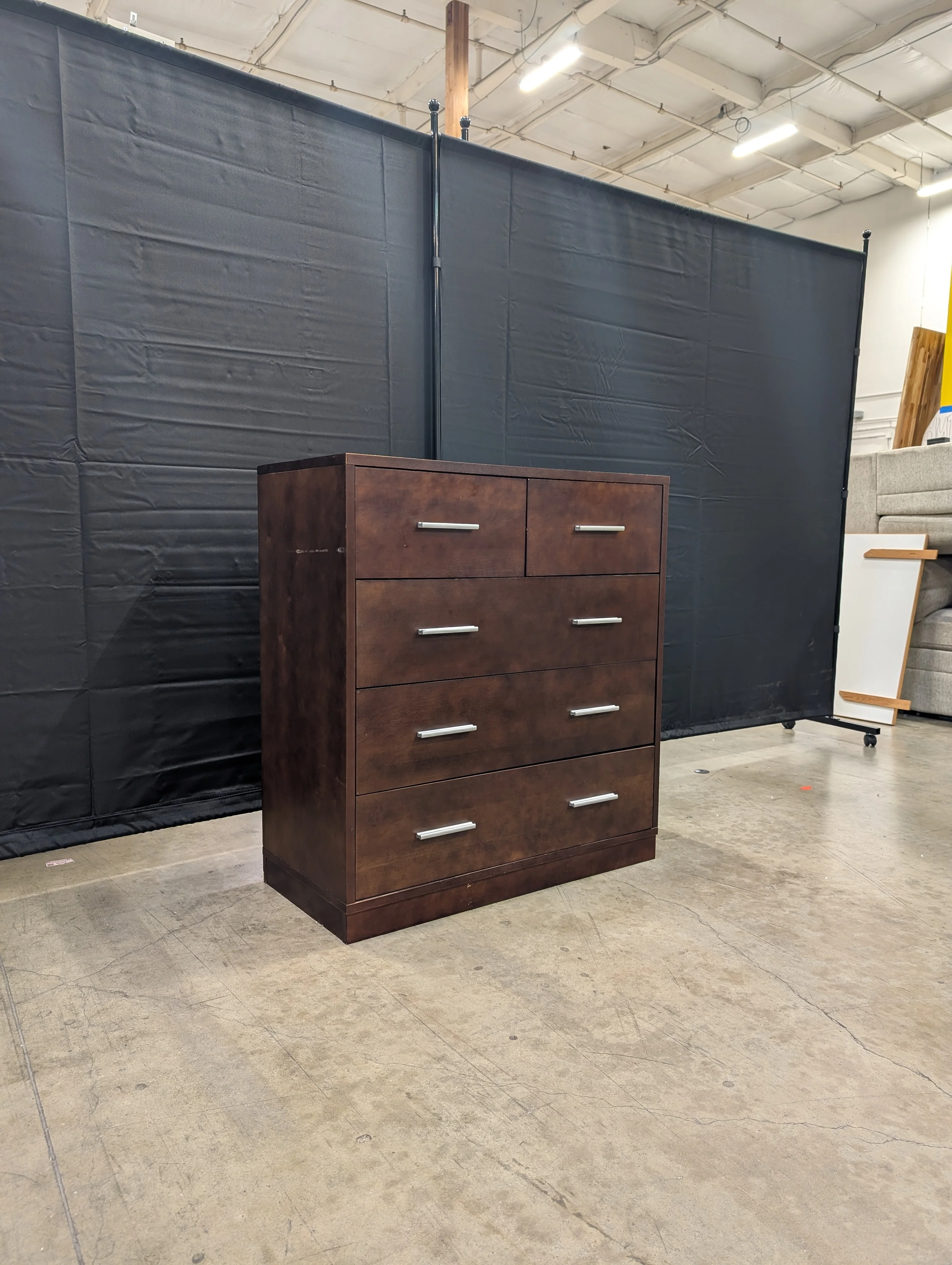 Four-Drawer Wood Chest with Modern Bar Pulls - Image 3