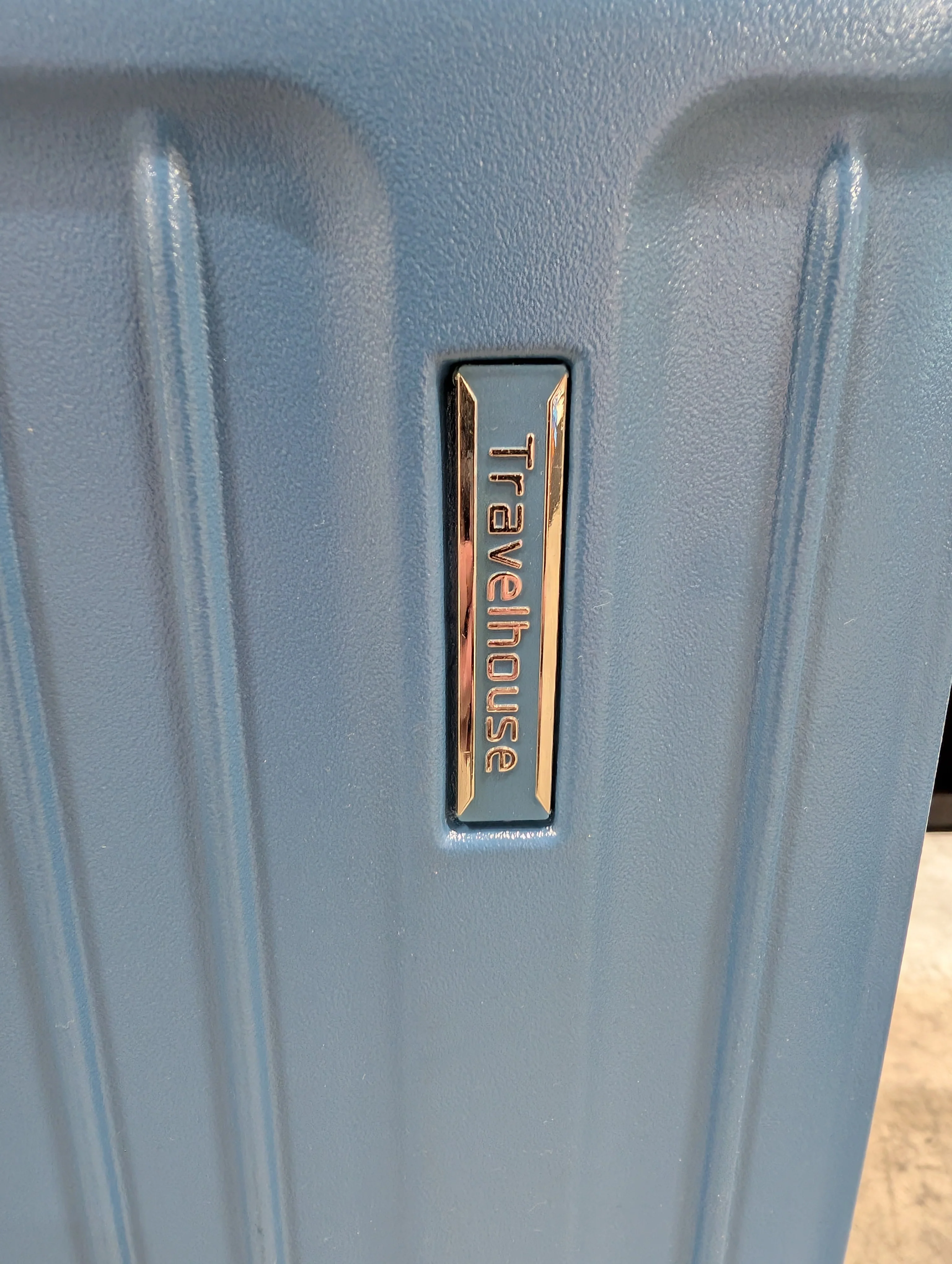 Travelhouse Hardshell Teal Carry-On Spinner Luggage - Image 4