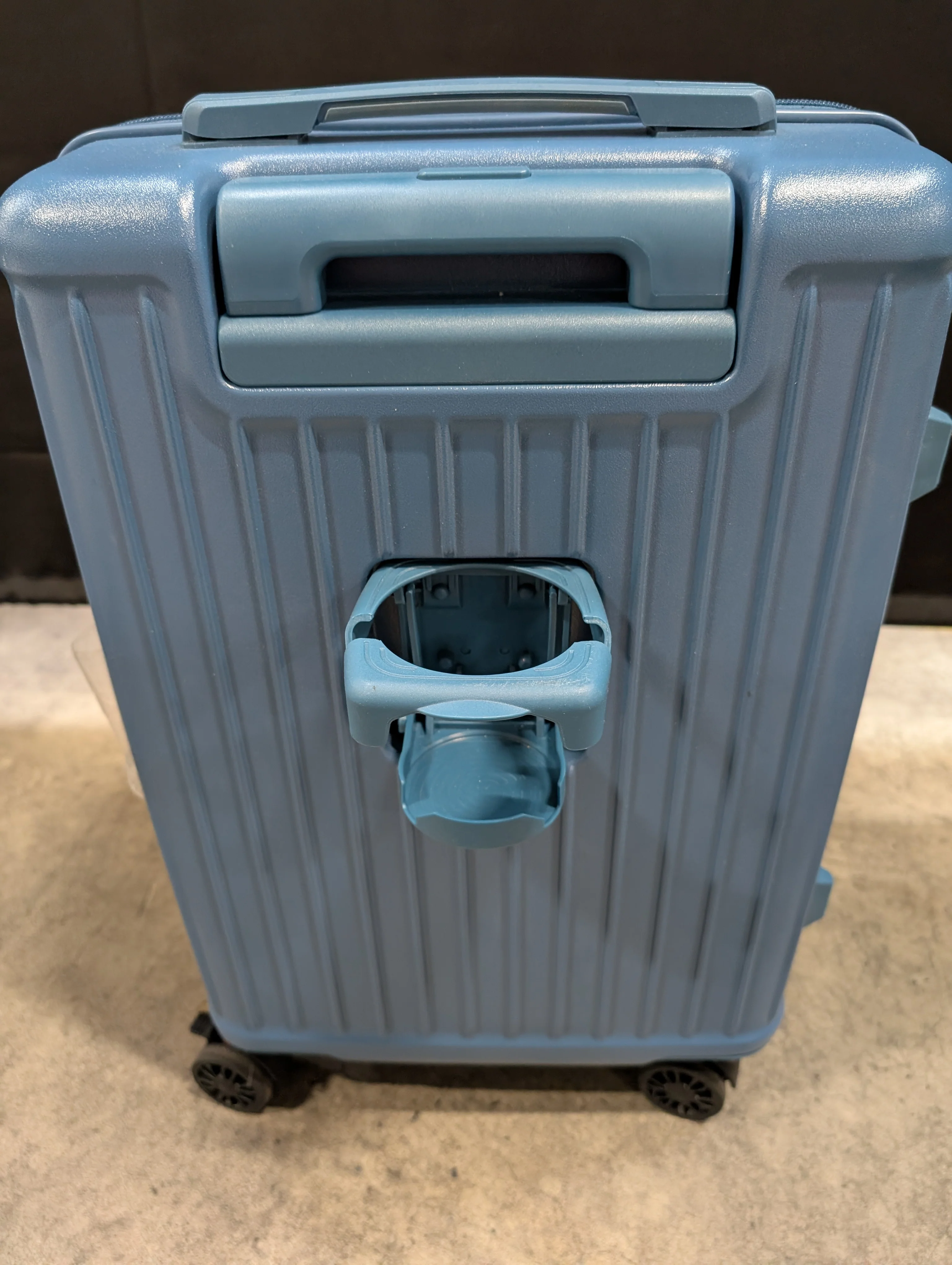 Travelhouse Hardshell Teal Carry-On Spinner Luggage - Image 5