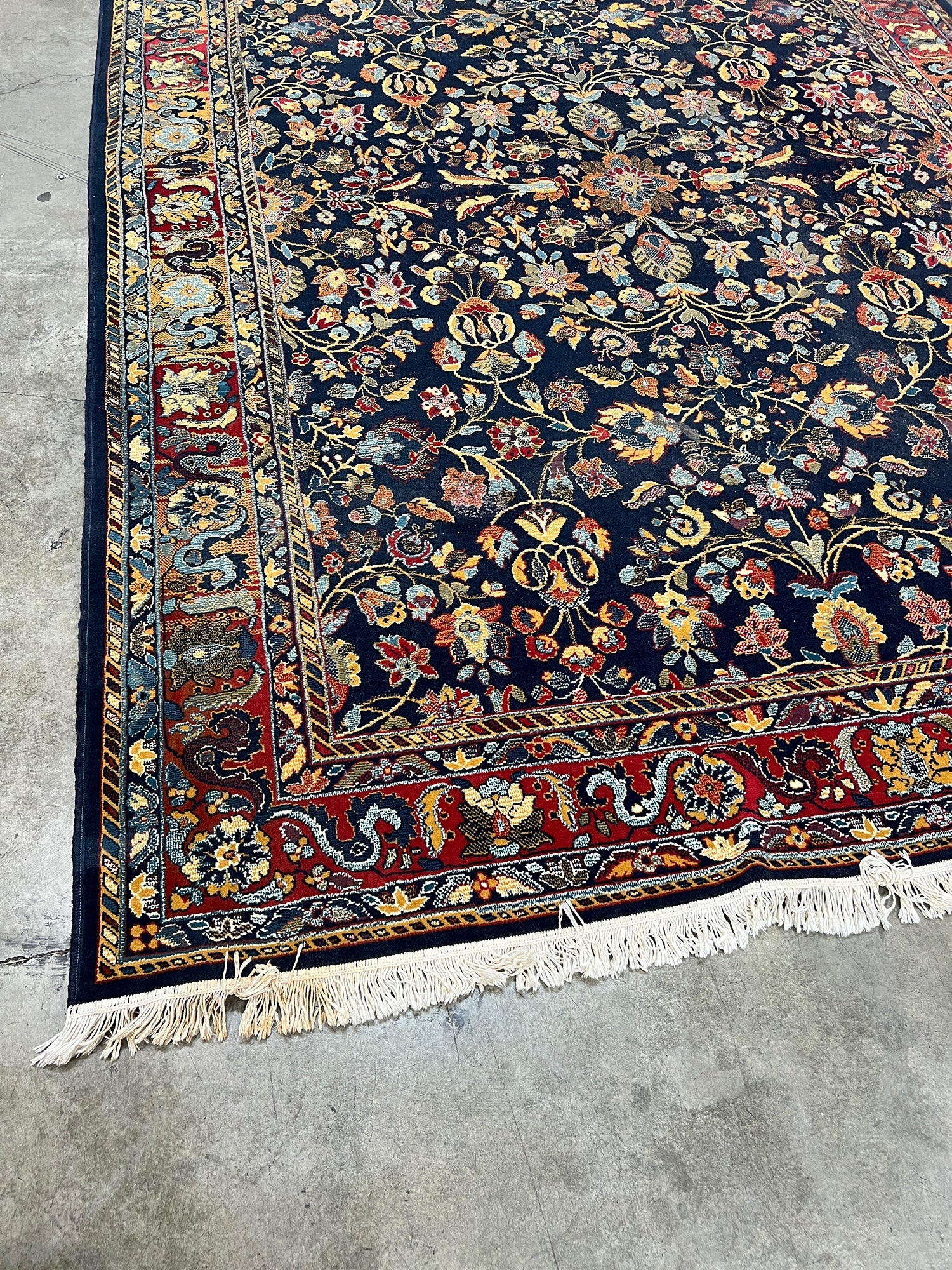 Large Traditional Navy & Crimson Oriental Rug with Fringe - 8' x 11' - Image 3