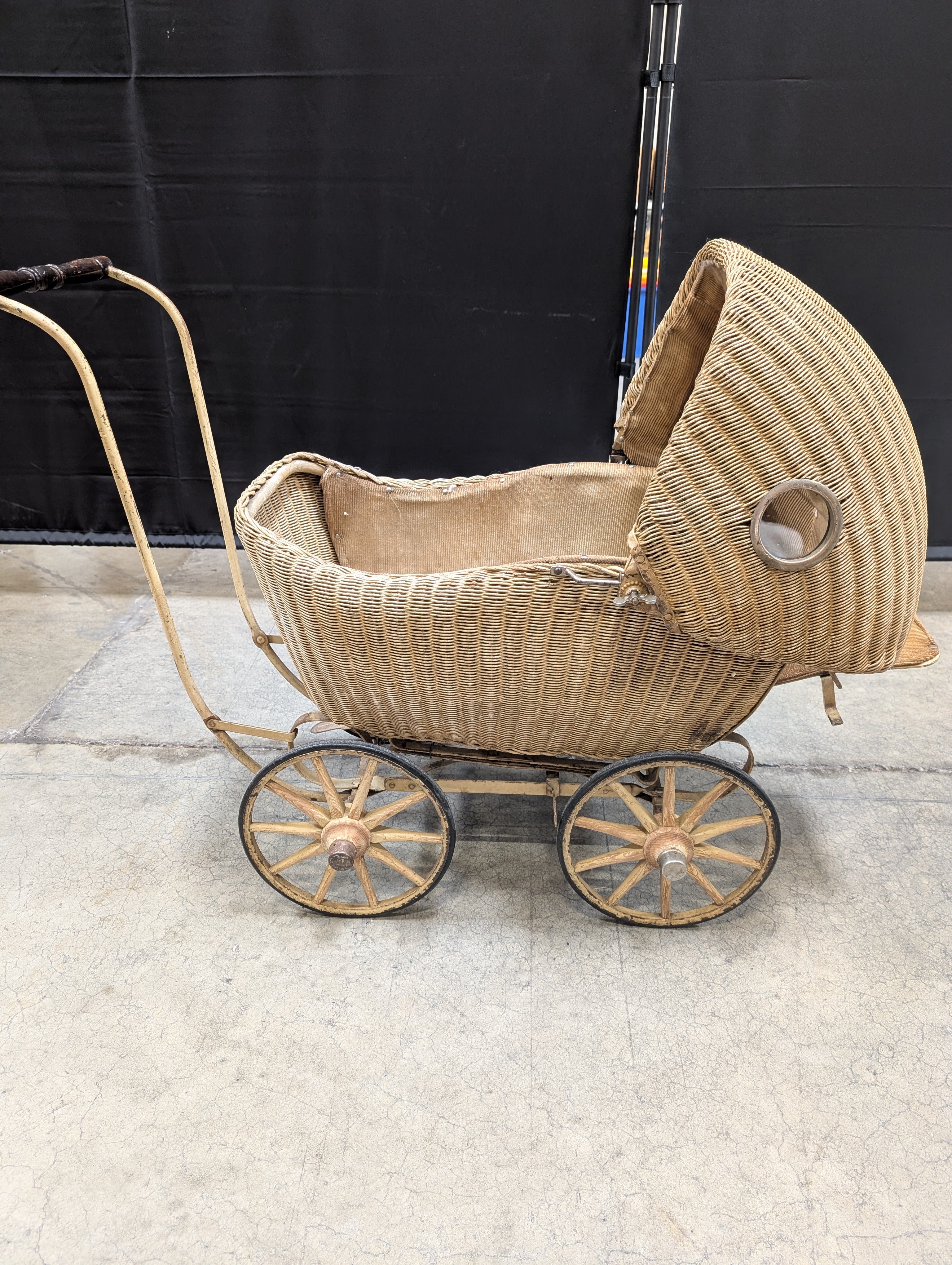 Vintage Lloyd Loom Baby Carriage with  Glass Porthole Window - Image 11