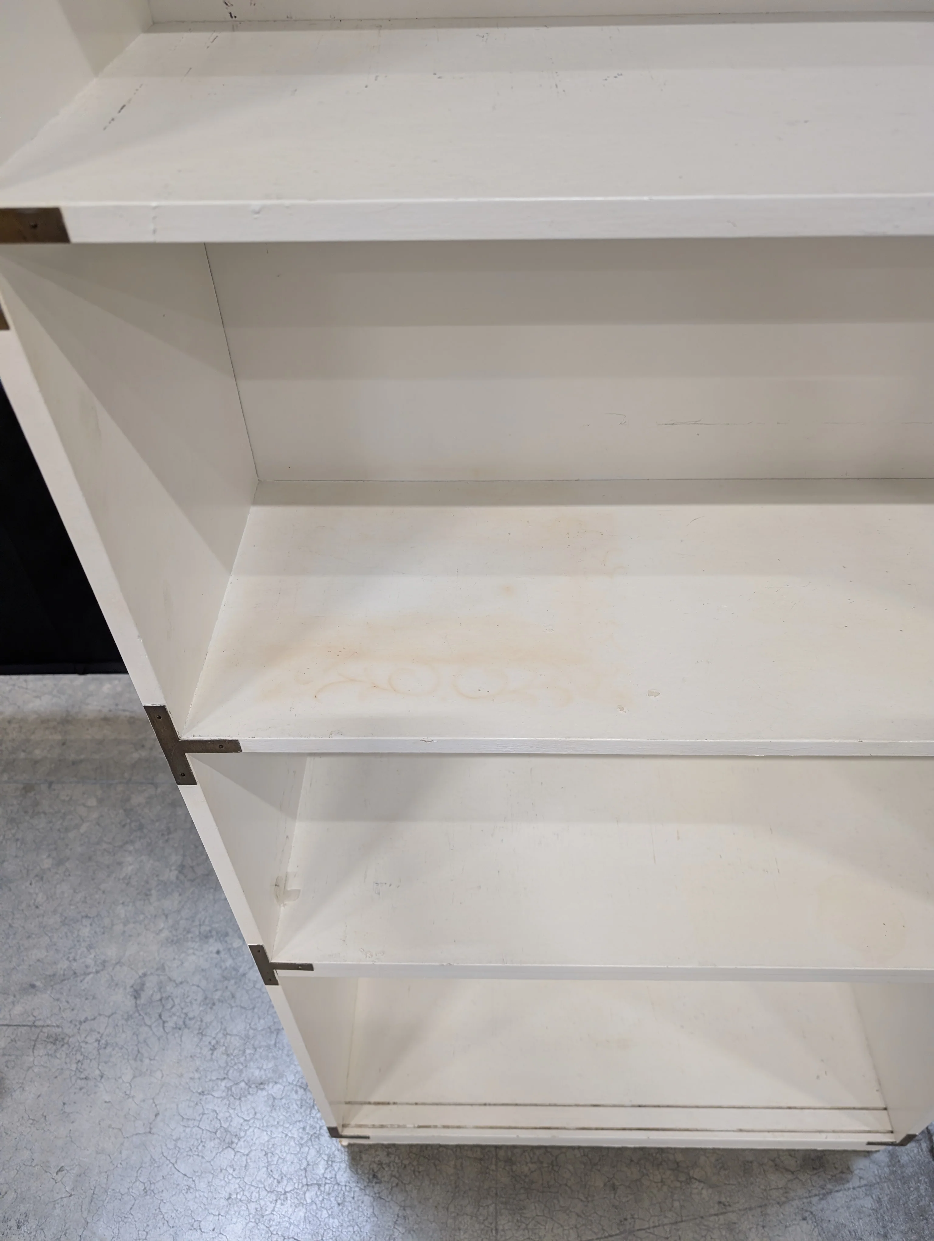 Used White Four-Shelf Bookcase - Image 6