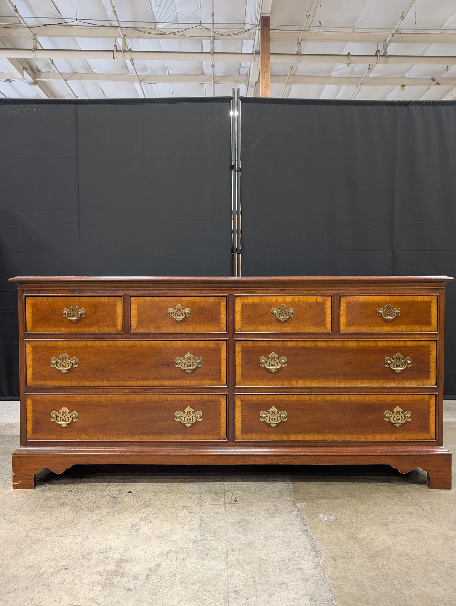 Dixie Traditional Wood Ten-Drawer Dresser - Image 4