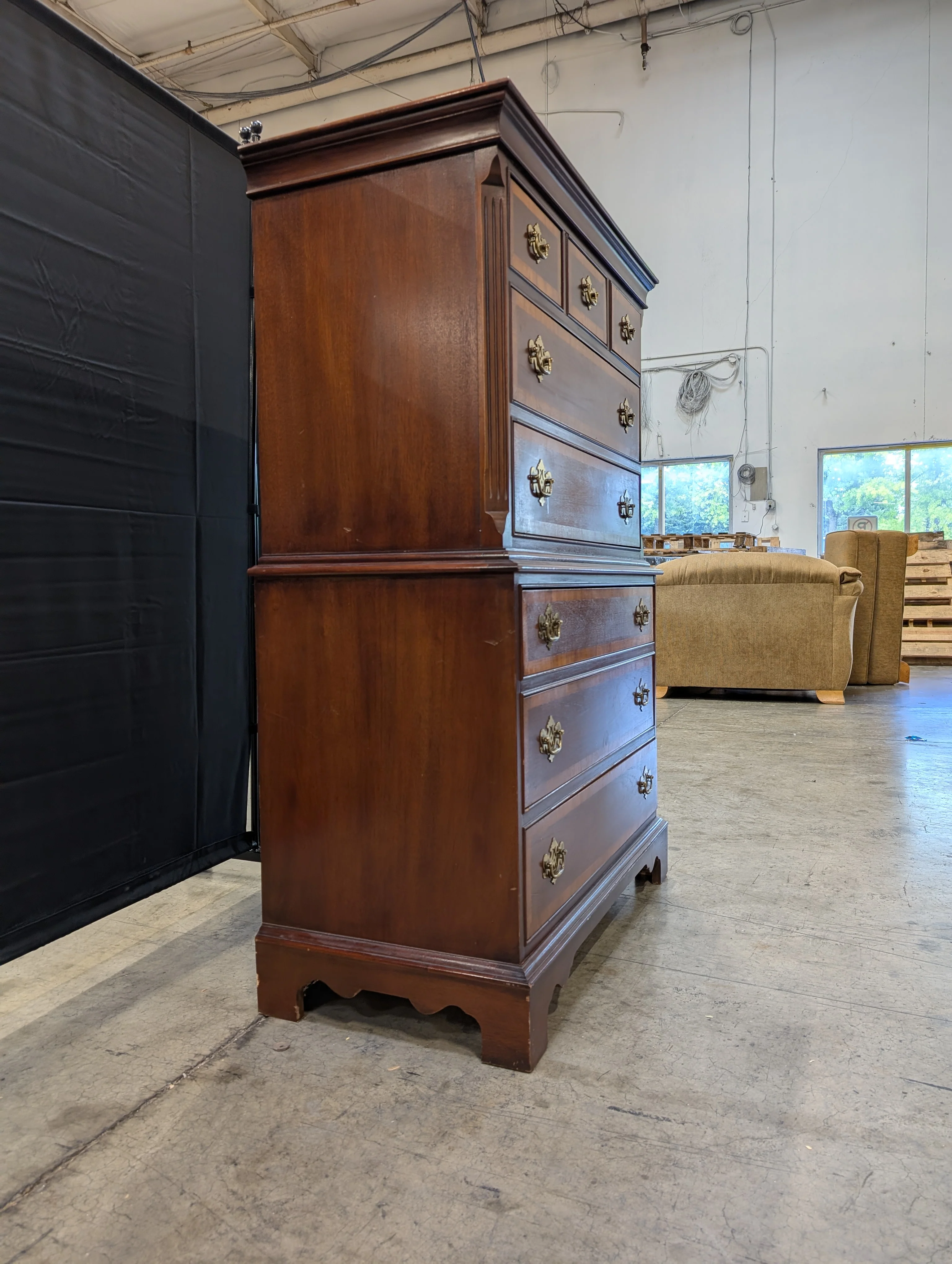 Dixie 1981 Traditional Wood Chest on Chest Dresser with Brass Hardware - Image 4