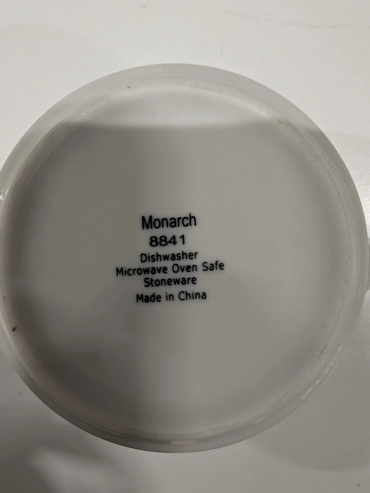 Monarch 8841 Ribbed Off-White Stoneware Dinnerware Set - 33 Pieces - Image 3