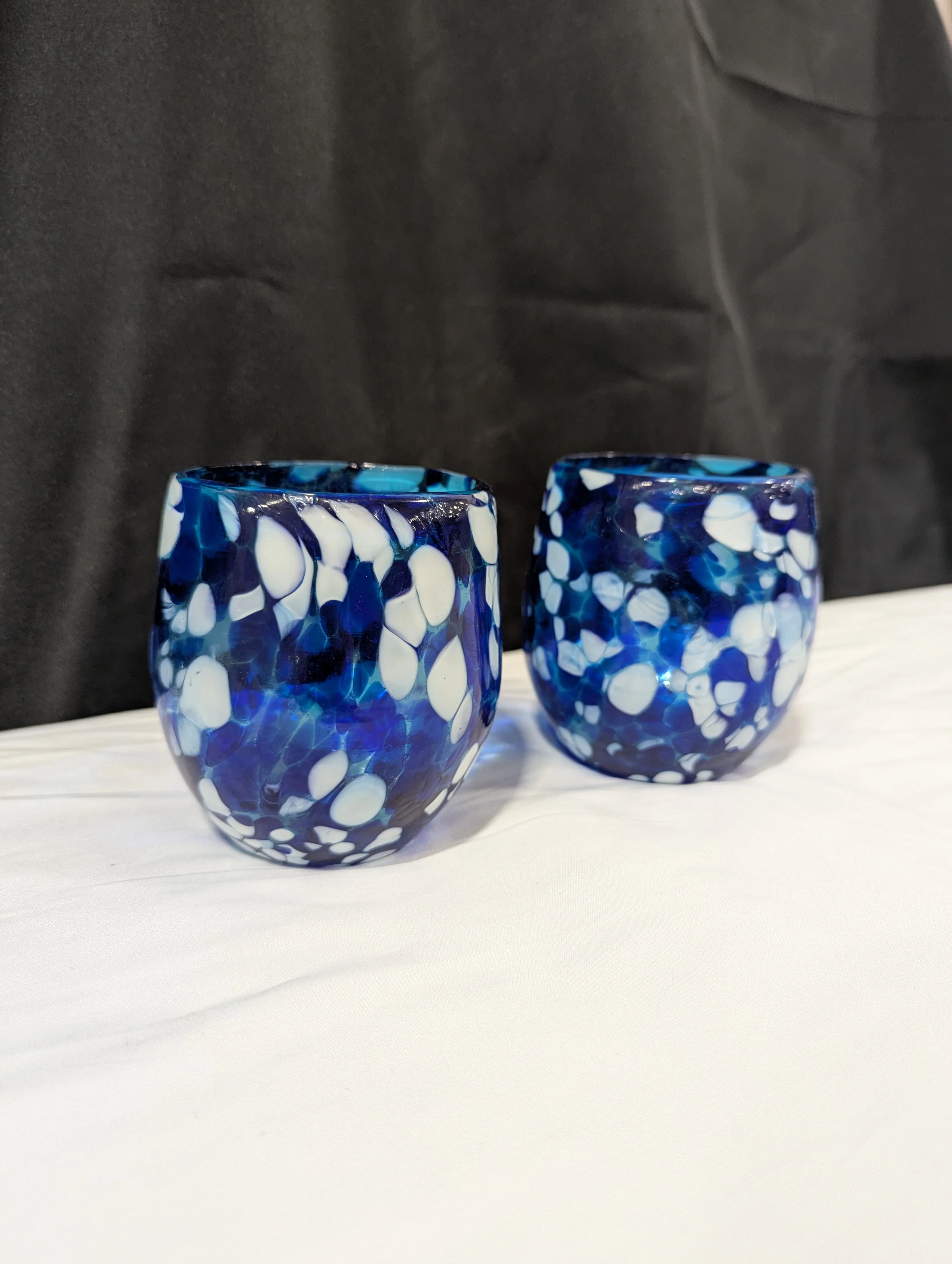 Artisan Blue and White Confetti Glass Tumblers Set - Image 4