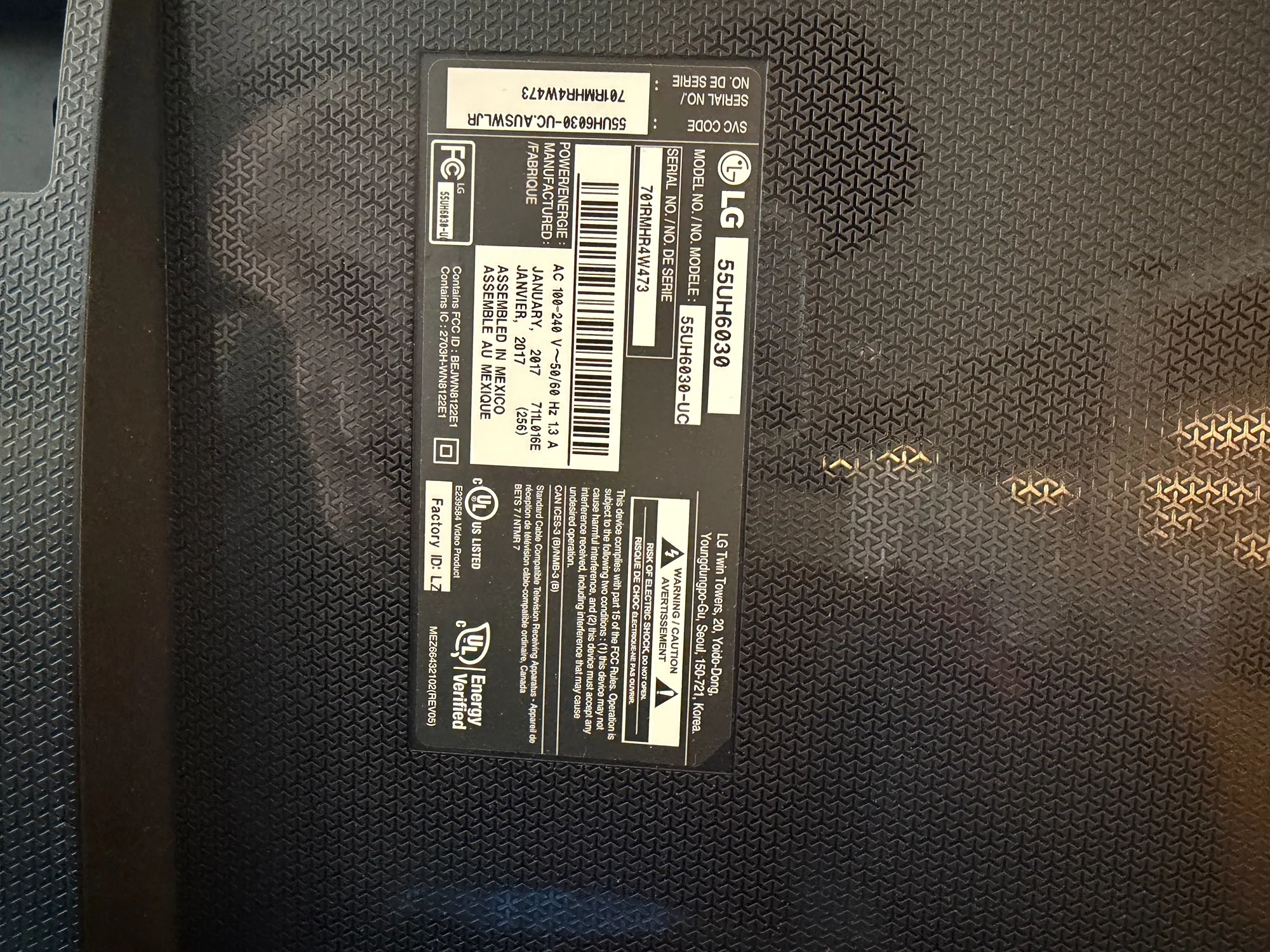 LG 55UH6030 55-inch Smart 4K Television with Wall Mount, Remote and Power Supply - Image 3