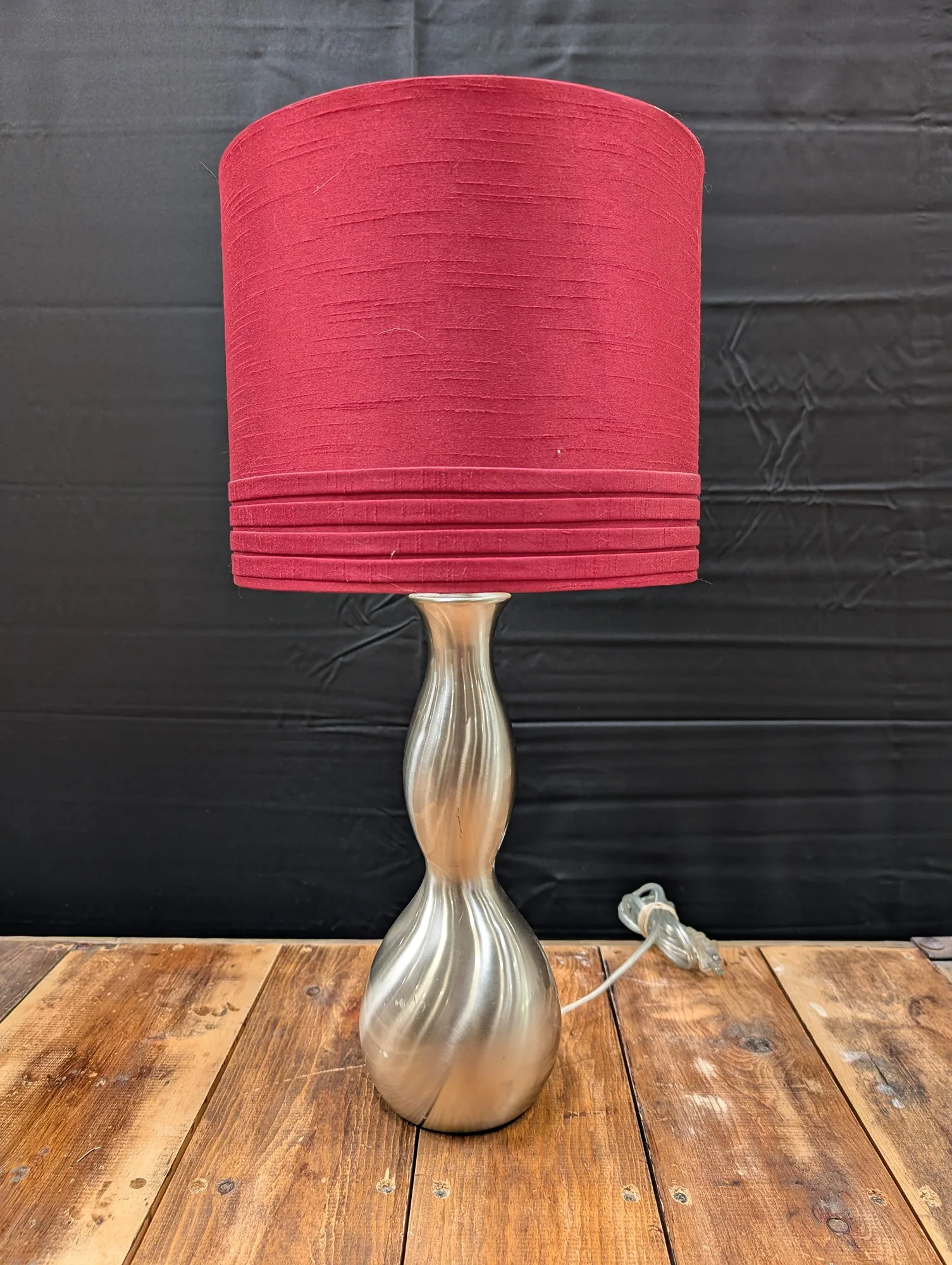 Contemporary Brushed Metal Table Lamp with Crimson Fabric Shade - Image 2