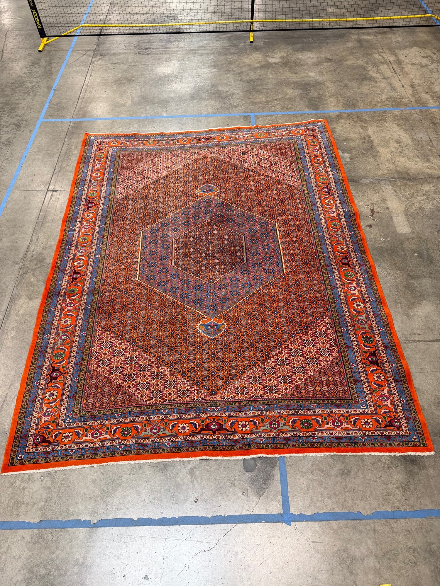 Authentic Hand-Knotted Vintage Persian Heriz Rug - 9'10" x 13' - Image 2