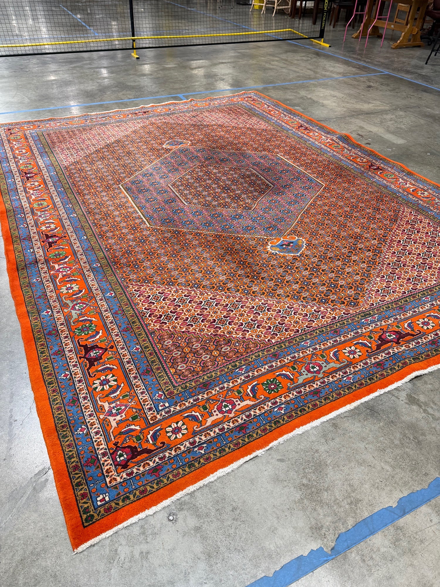 Authentic Hand-Knotted Vintage Persian Heriz Rug - 9'10" x 13' - Image 7