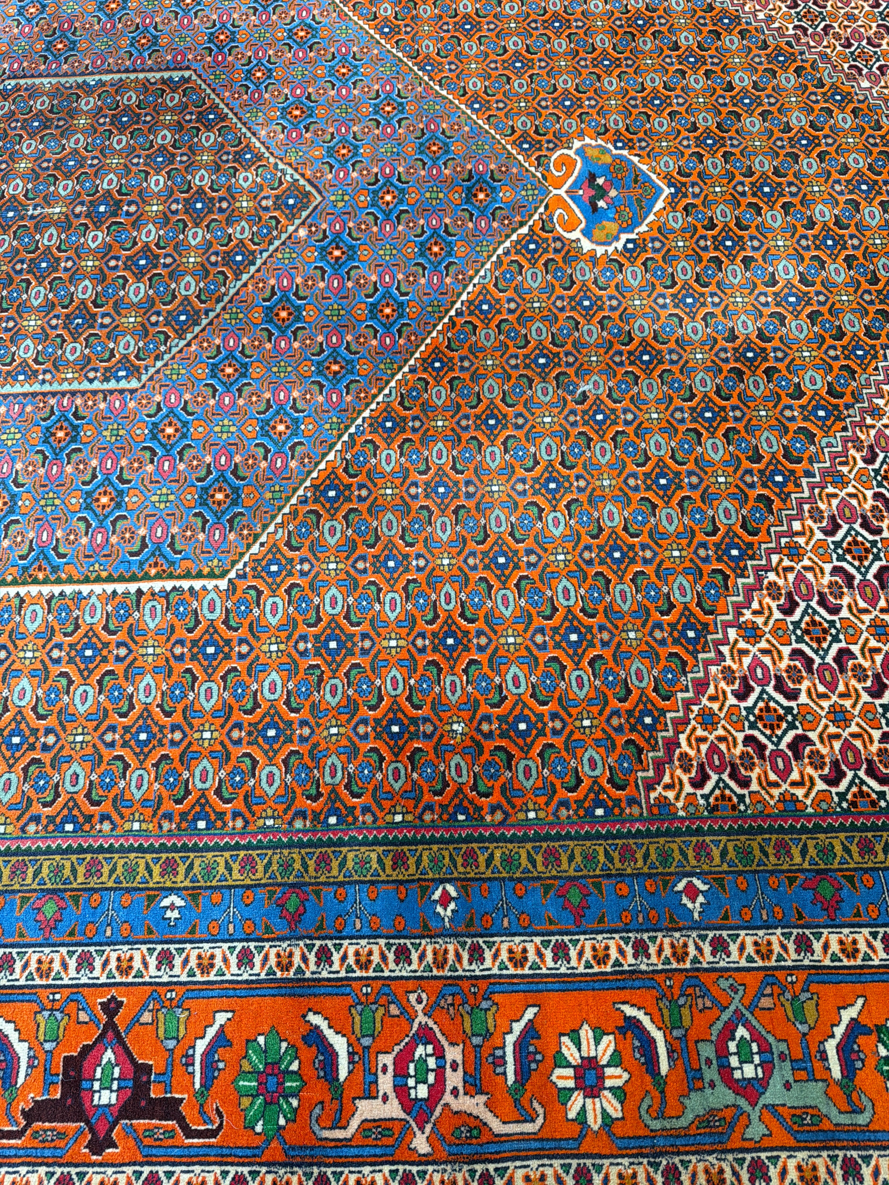 Authentic Hand-Knotted Vintage Persian Heriz Rug - 9'10" x 13' - Image 9