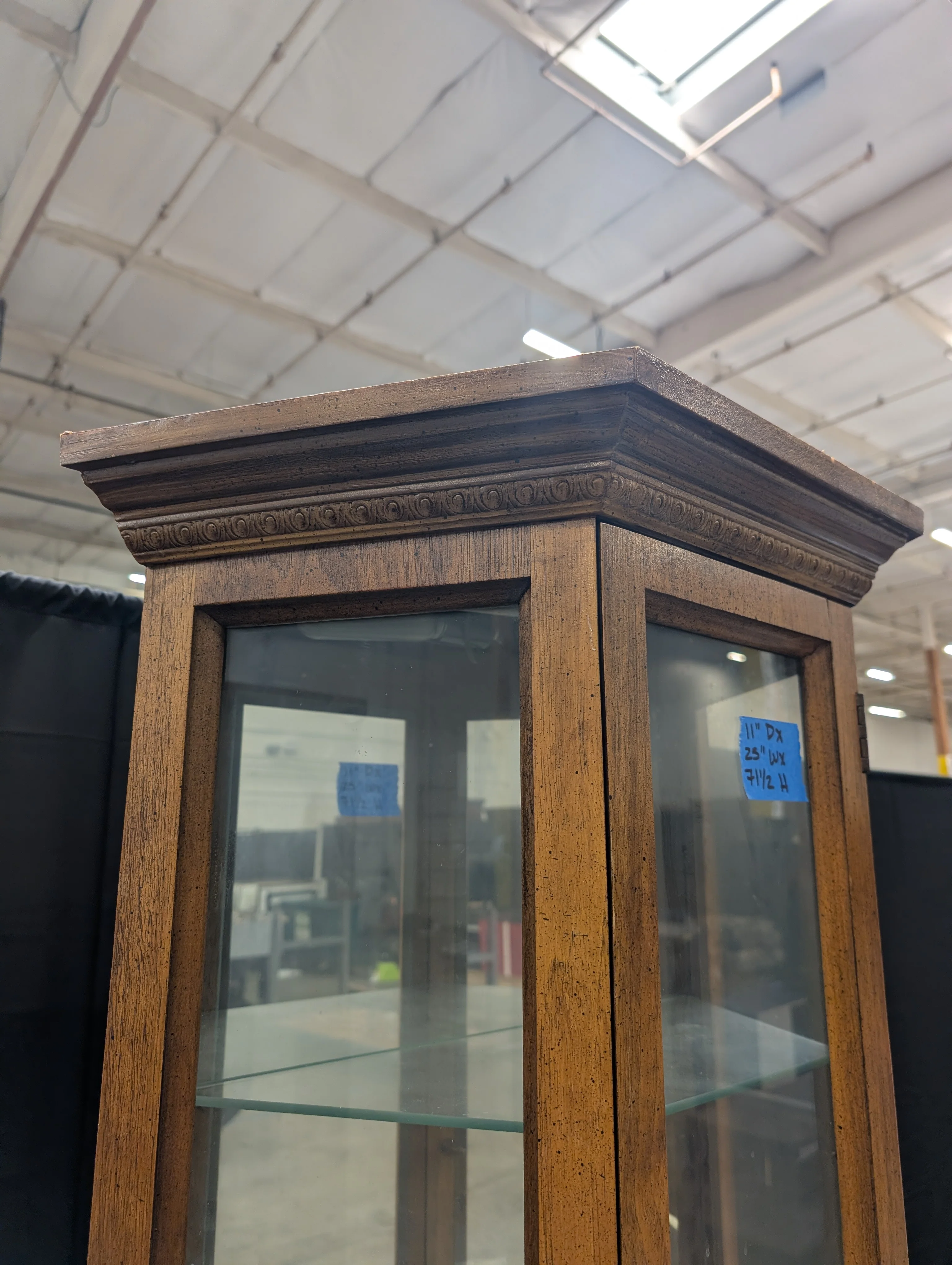 Traditional Hardwood Corner Display Cabinet with Glass Shelves - Image 9