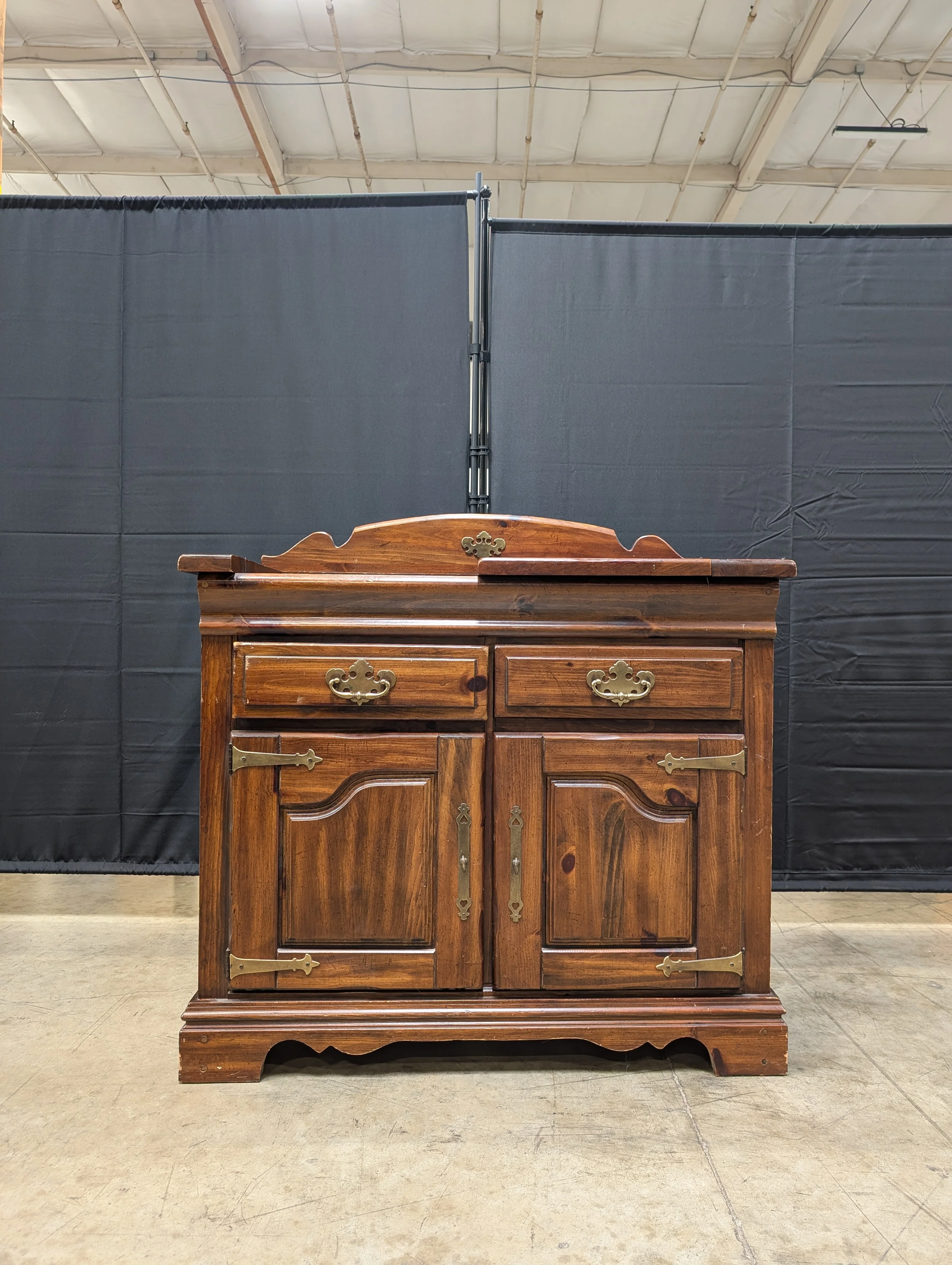 Rustic Pine Washstand Cabinet with Brass-Toned Hardware - Image 2