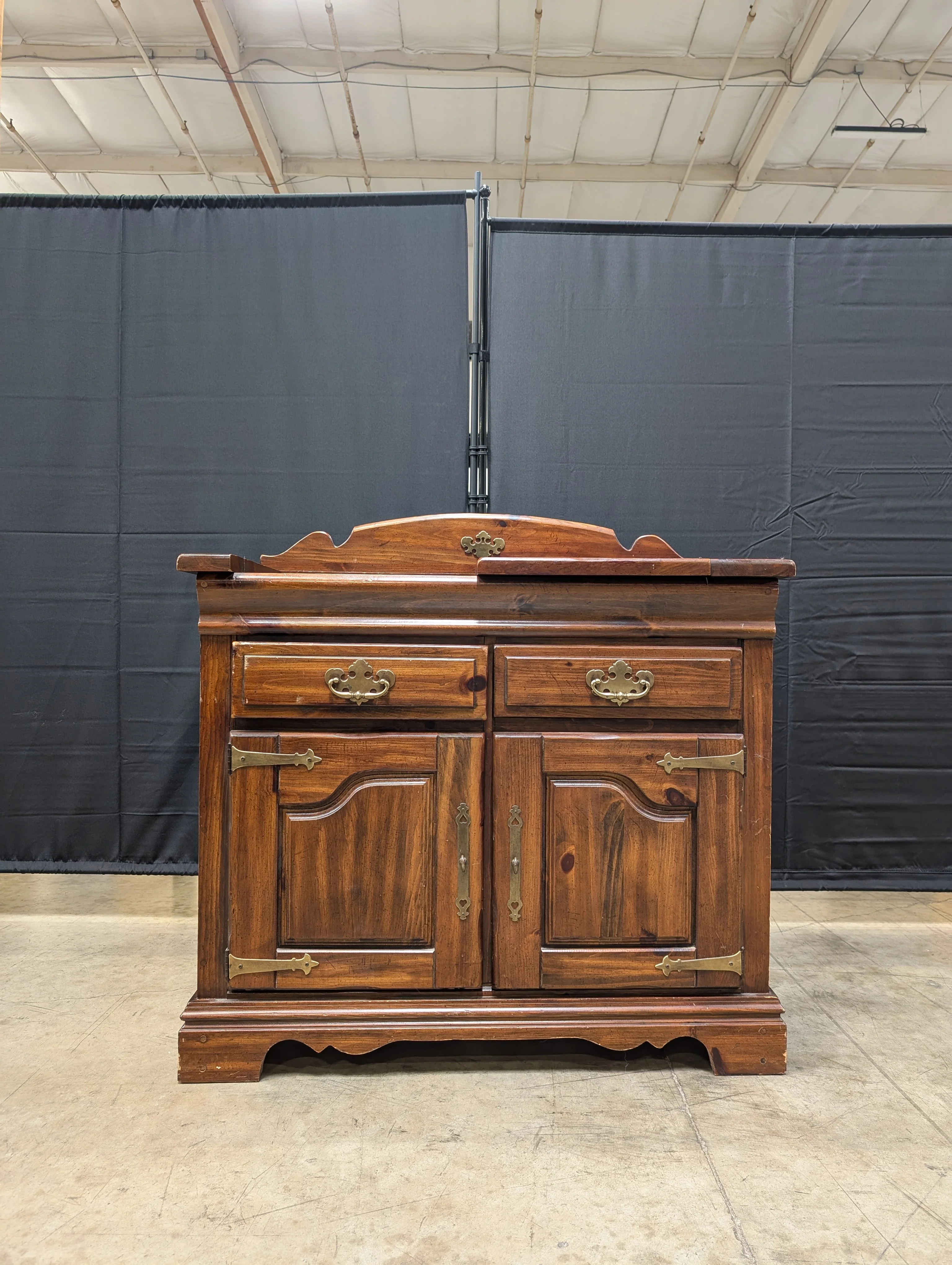Rustic Pine Washstand Cabinet with Brass-Toned Hardware - Image 3