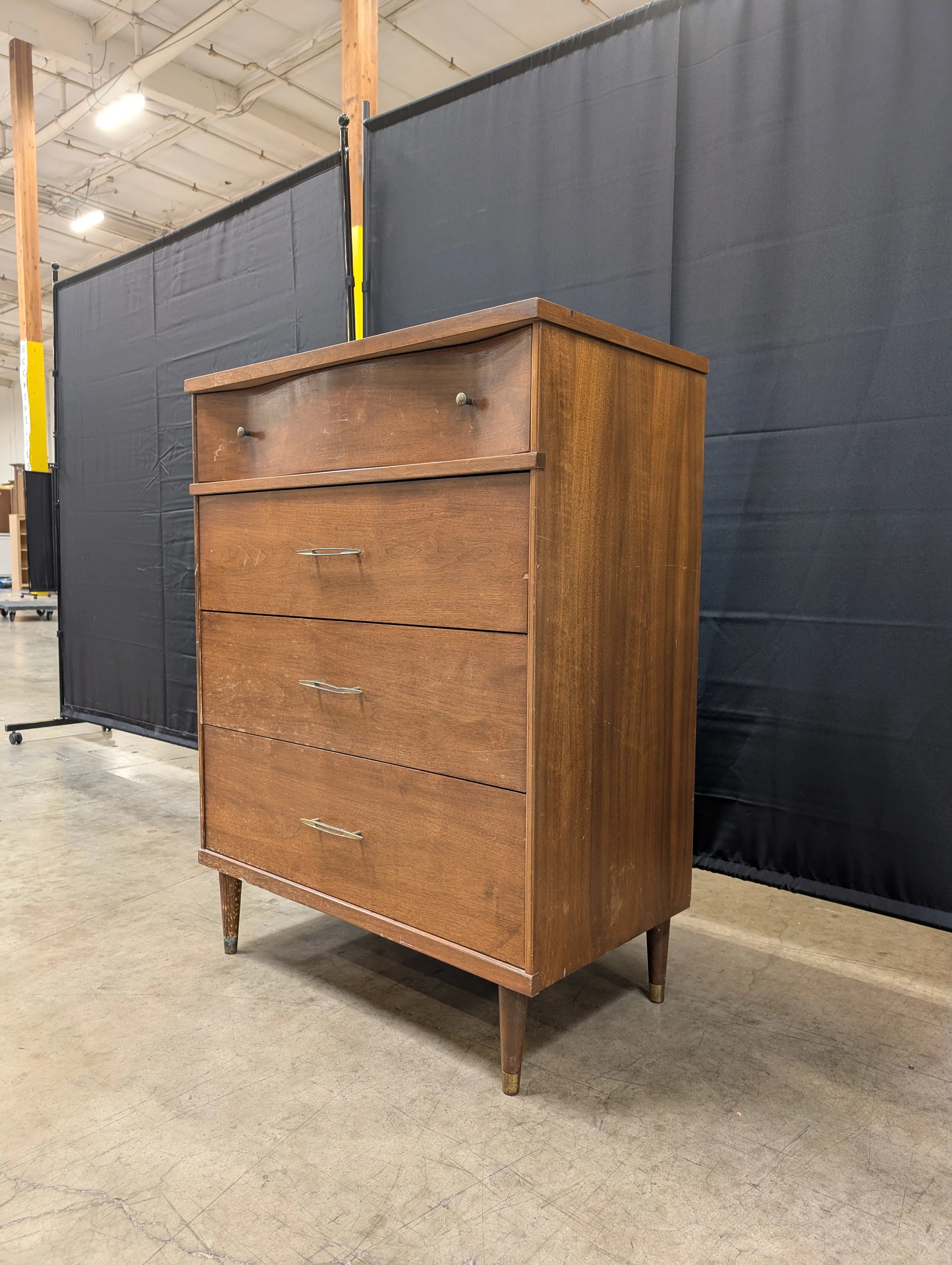 Harmony House Modern Wood Four-Drawer Chest with Tapered Legs - Image 6