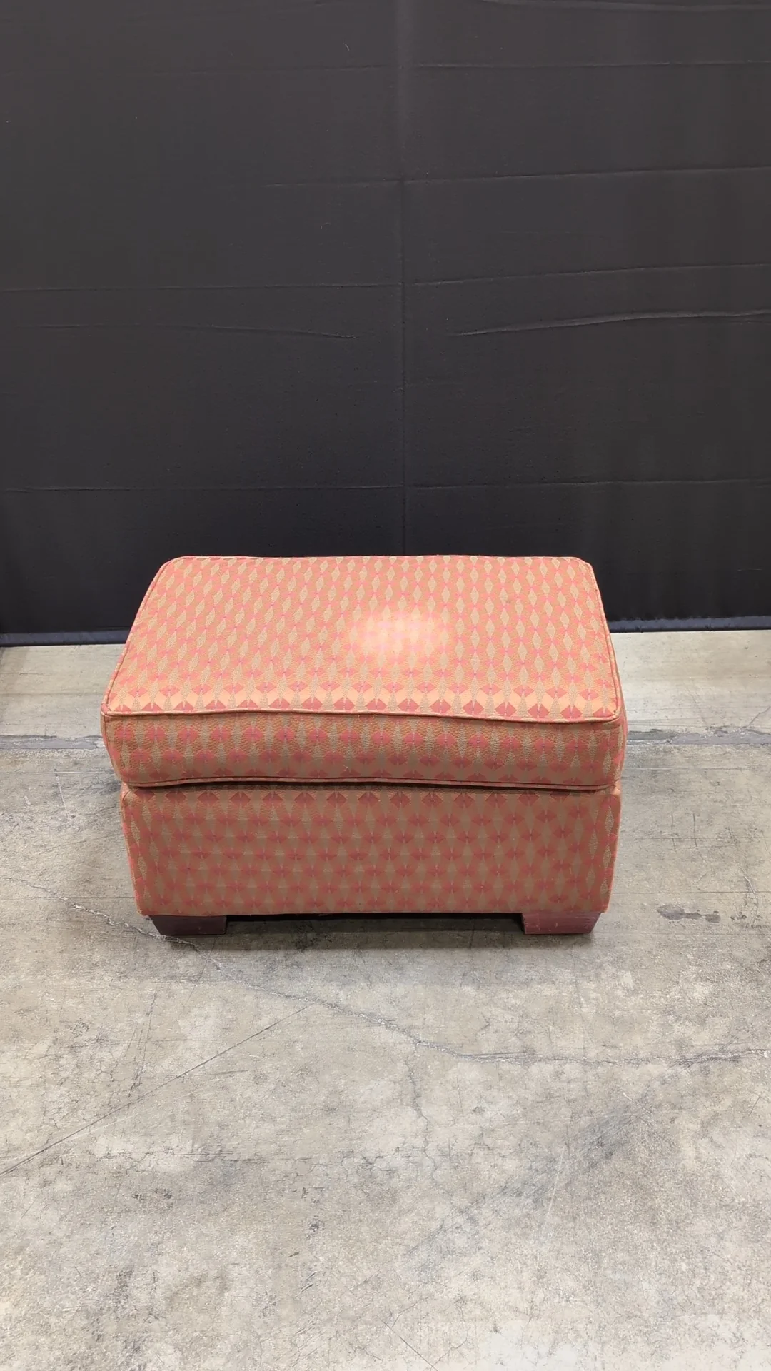 Vibrant Geometric Patterned Upholstered Ottoman with Wooden Furniture Risers - Image 8