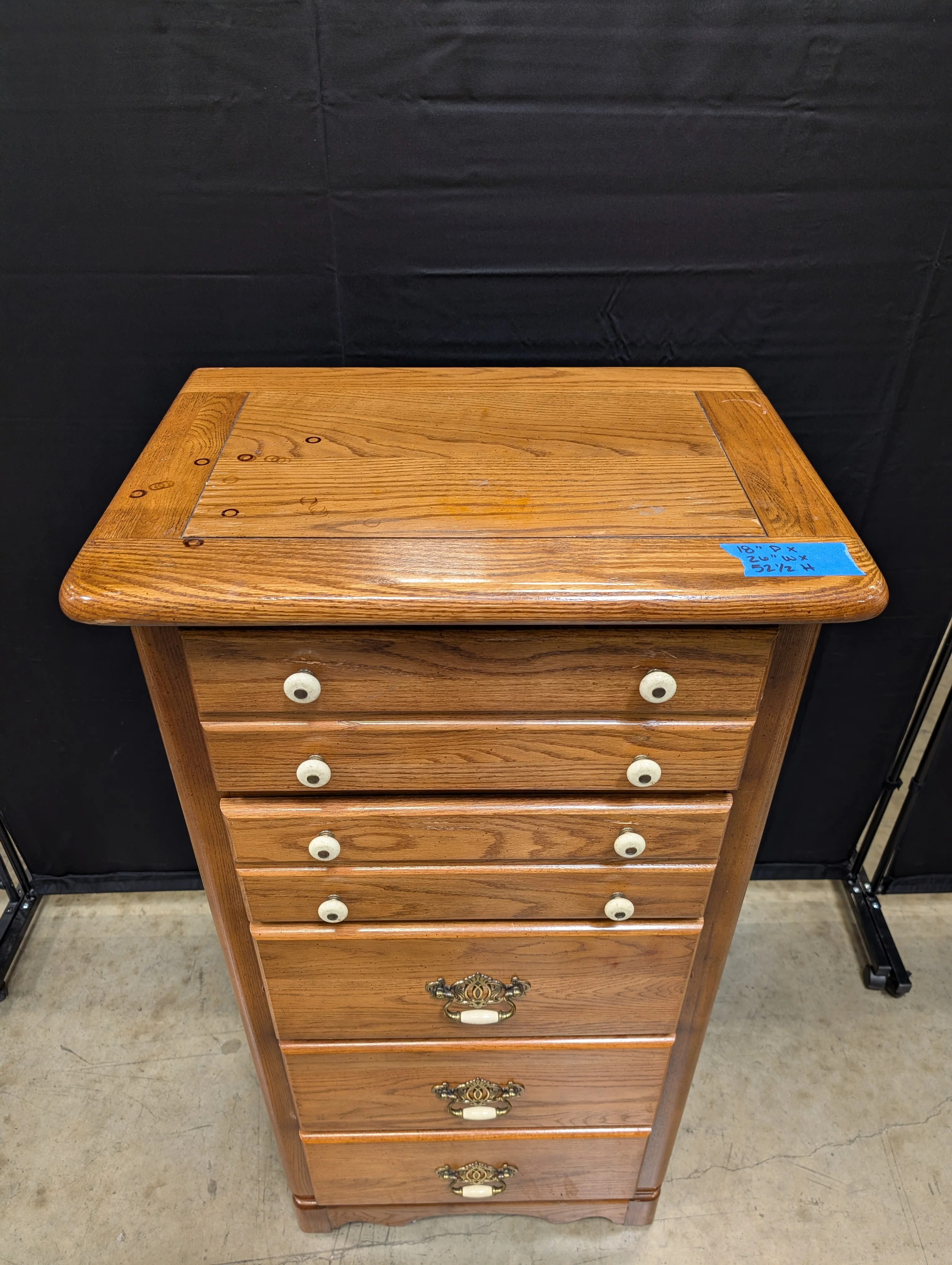 Bassett Traditional Wood Lingerie Chest with Vanity Top - Image 13