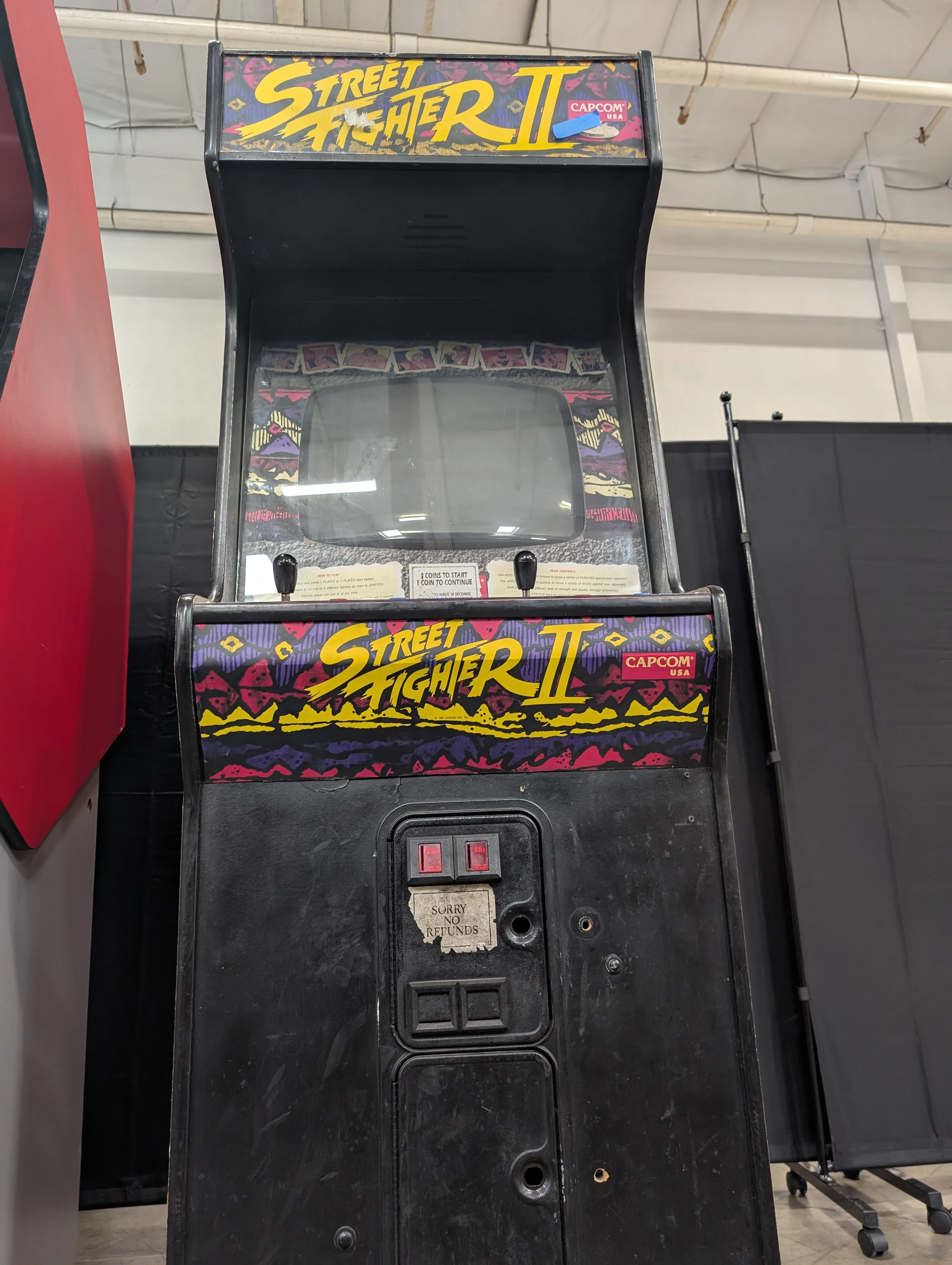 Vintage Capcom Street Fighter II Arcade Game Cabinet - Image 4