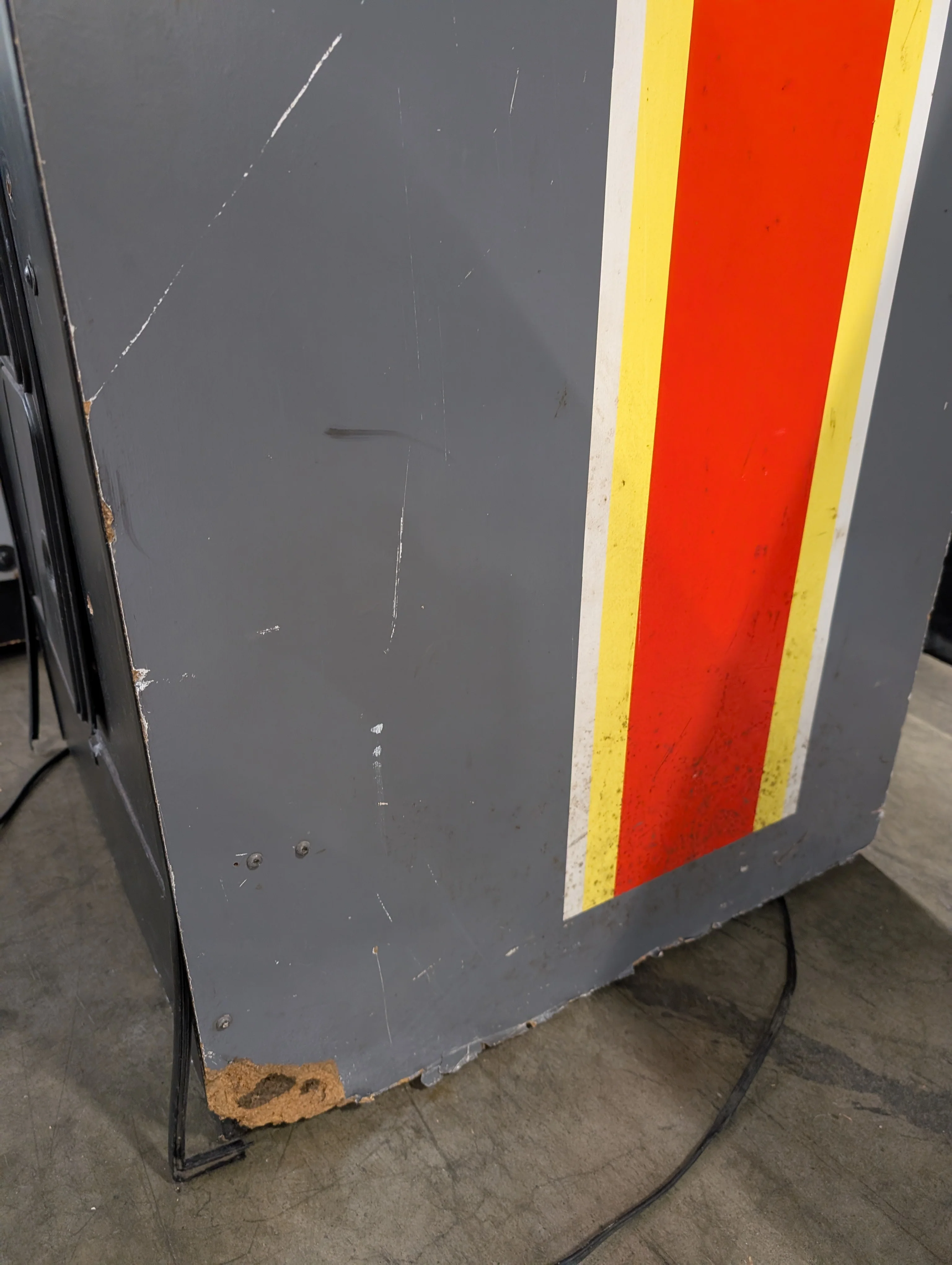 Vintage Capcom Street Fighter II Arcade Game Cabinet - Image 7