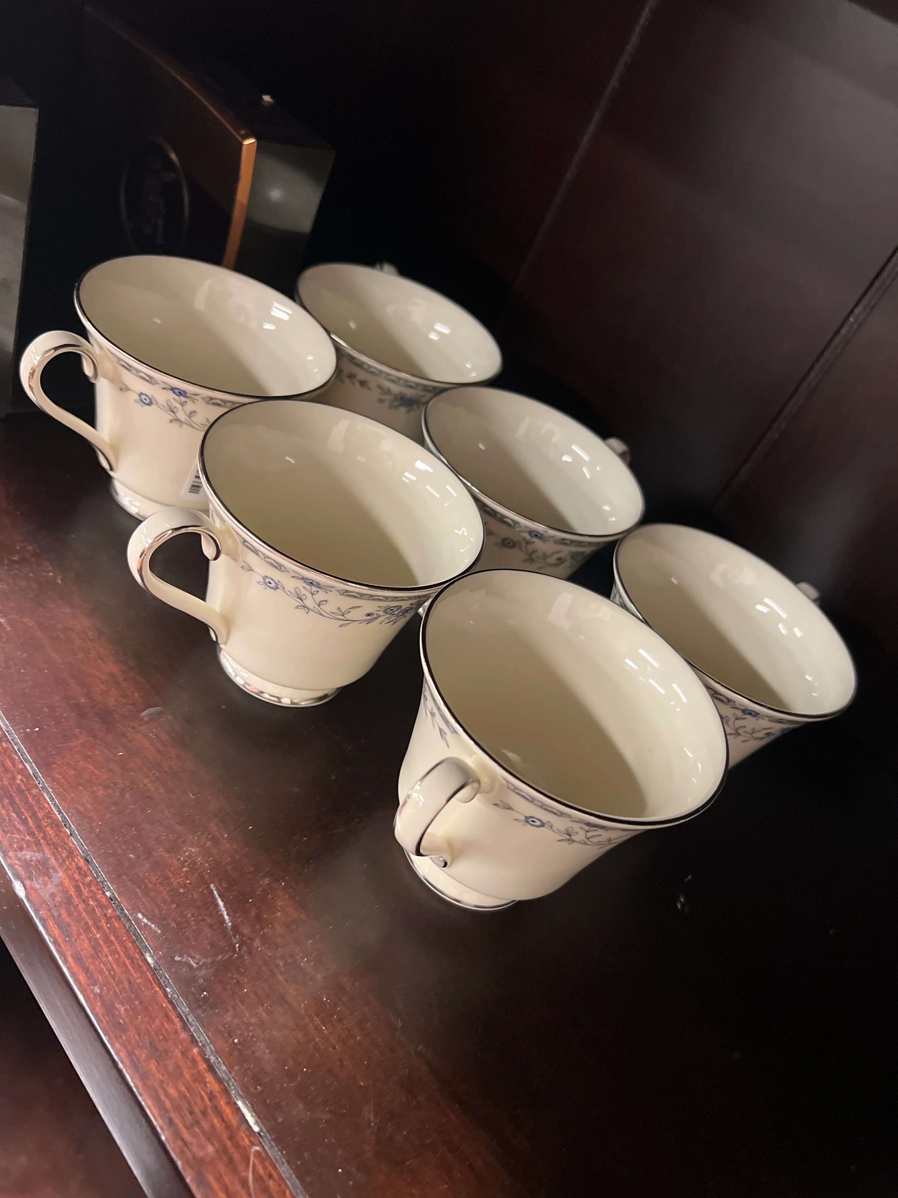 Belle Meade Minton teacup (set of 7) - Image 3