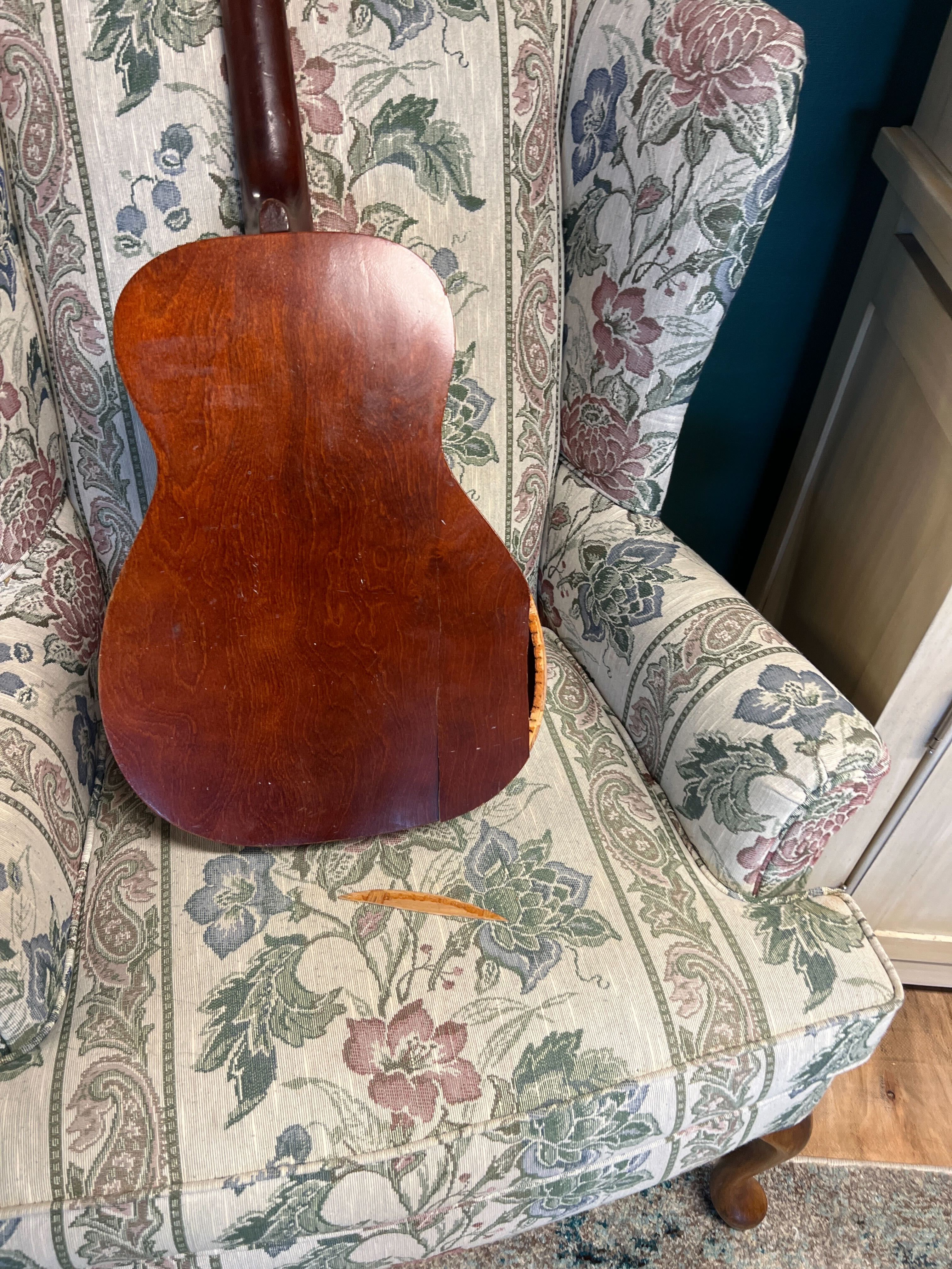 Stella Harmony Guitar - Image 4